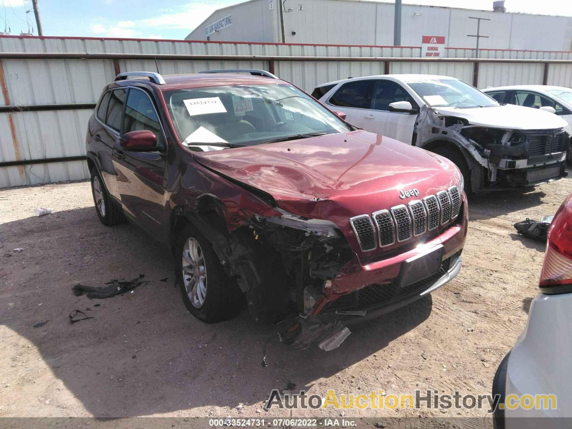 JEEP CHEROKEE LATITUDE, 1C4PJLCB2KD171953