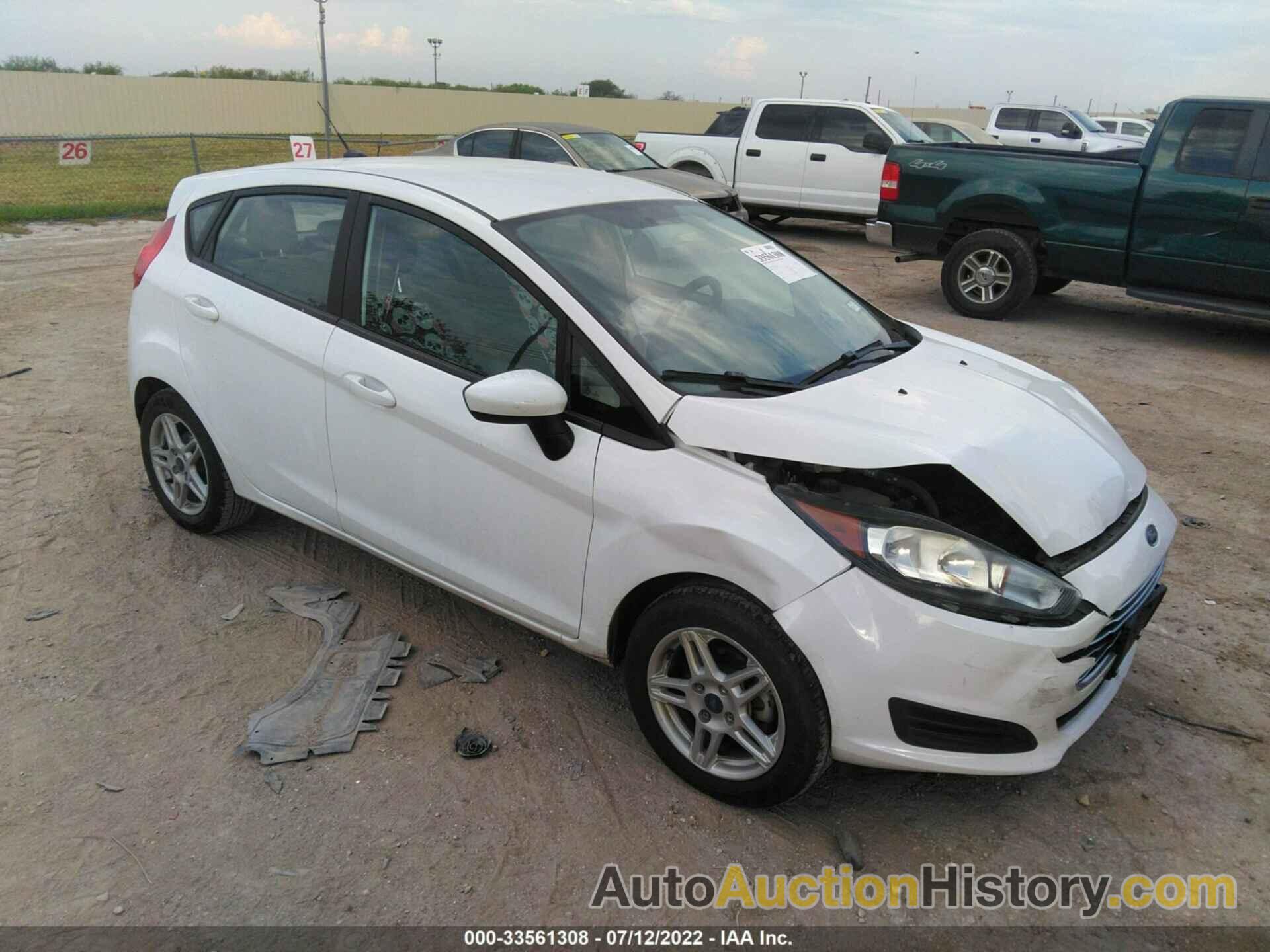 FORD FIESTA SE, 3FADP4EJ4HM113180