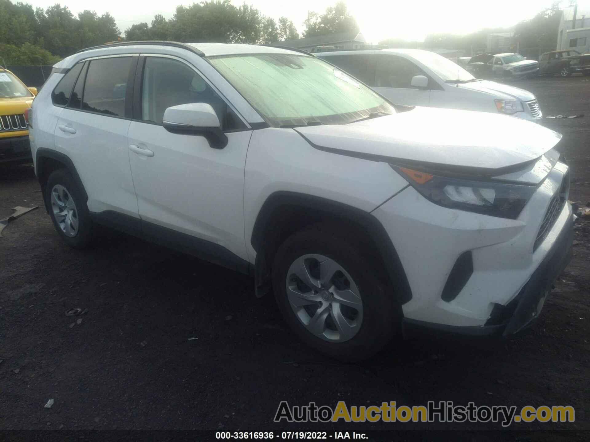 TOYOTA RAV4 LE, 2T3G1RFV8LW084944