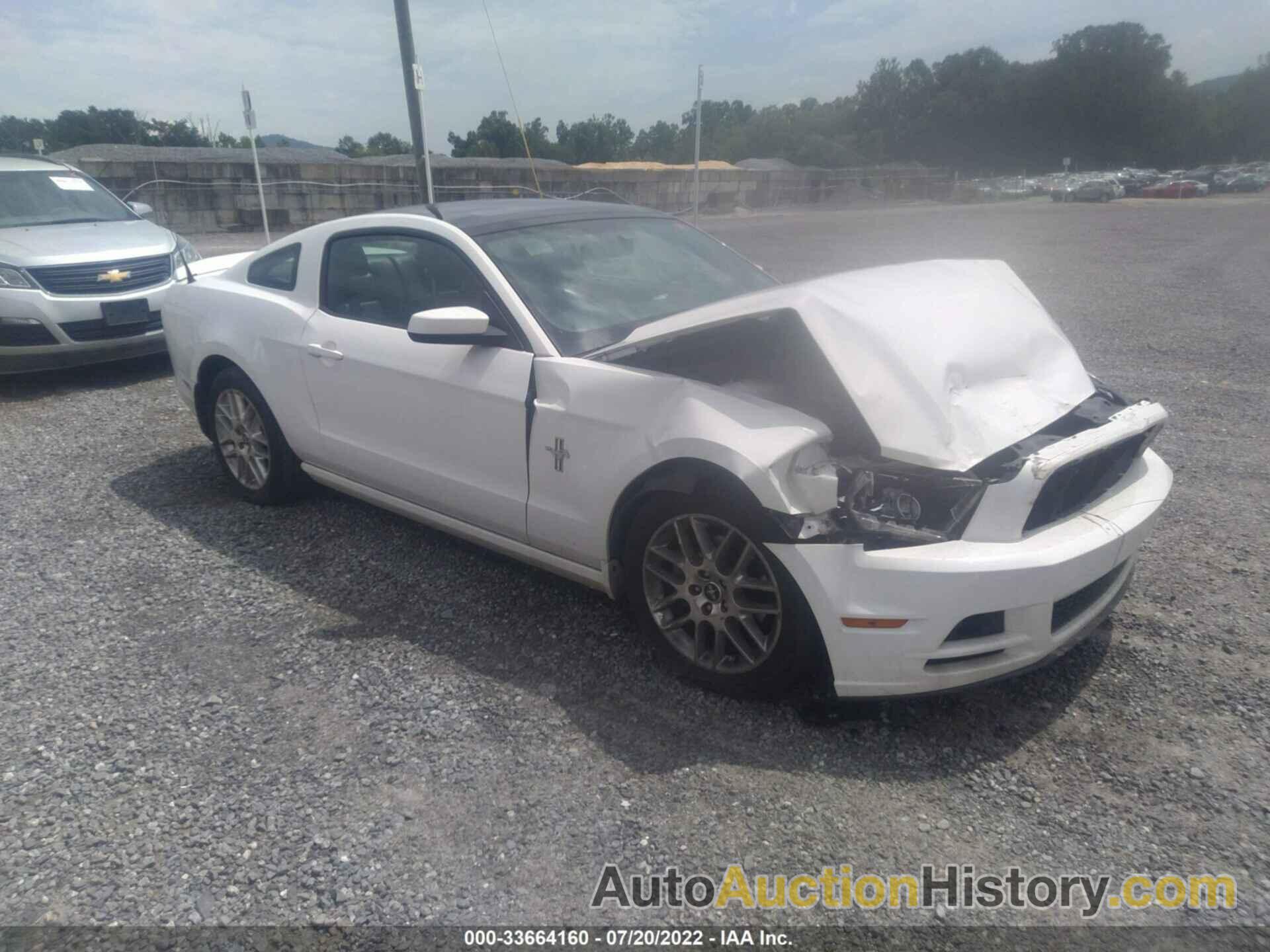 FORD MUSTANG, 1ZVBP8AM4D5220266