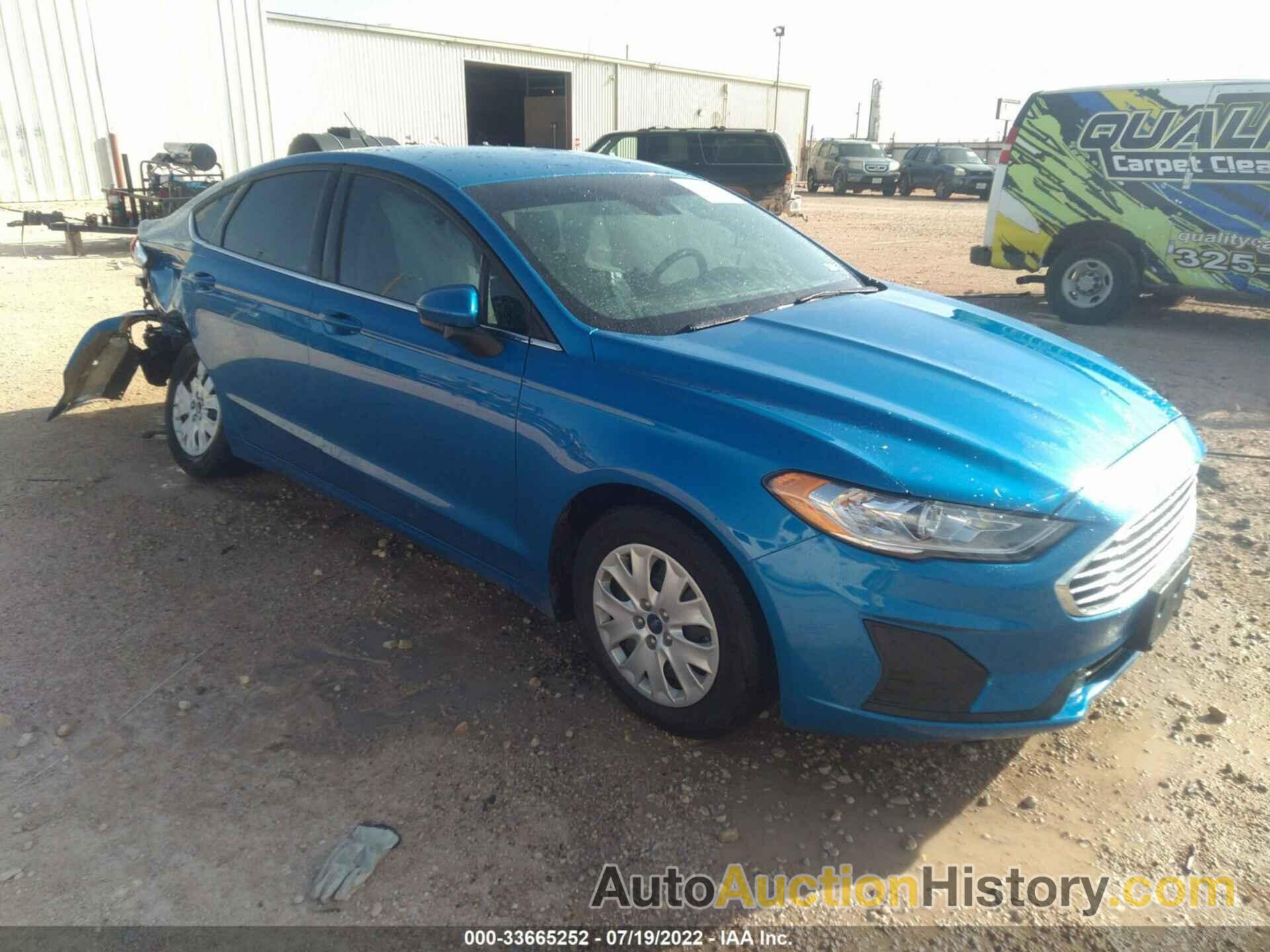 FORD FUSION S, 3FA6P0G76KR268374