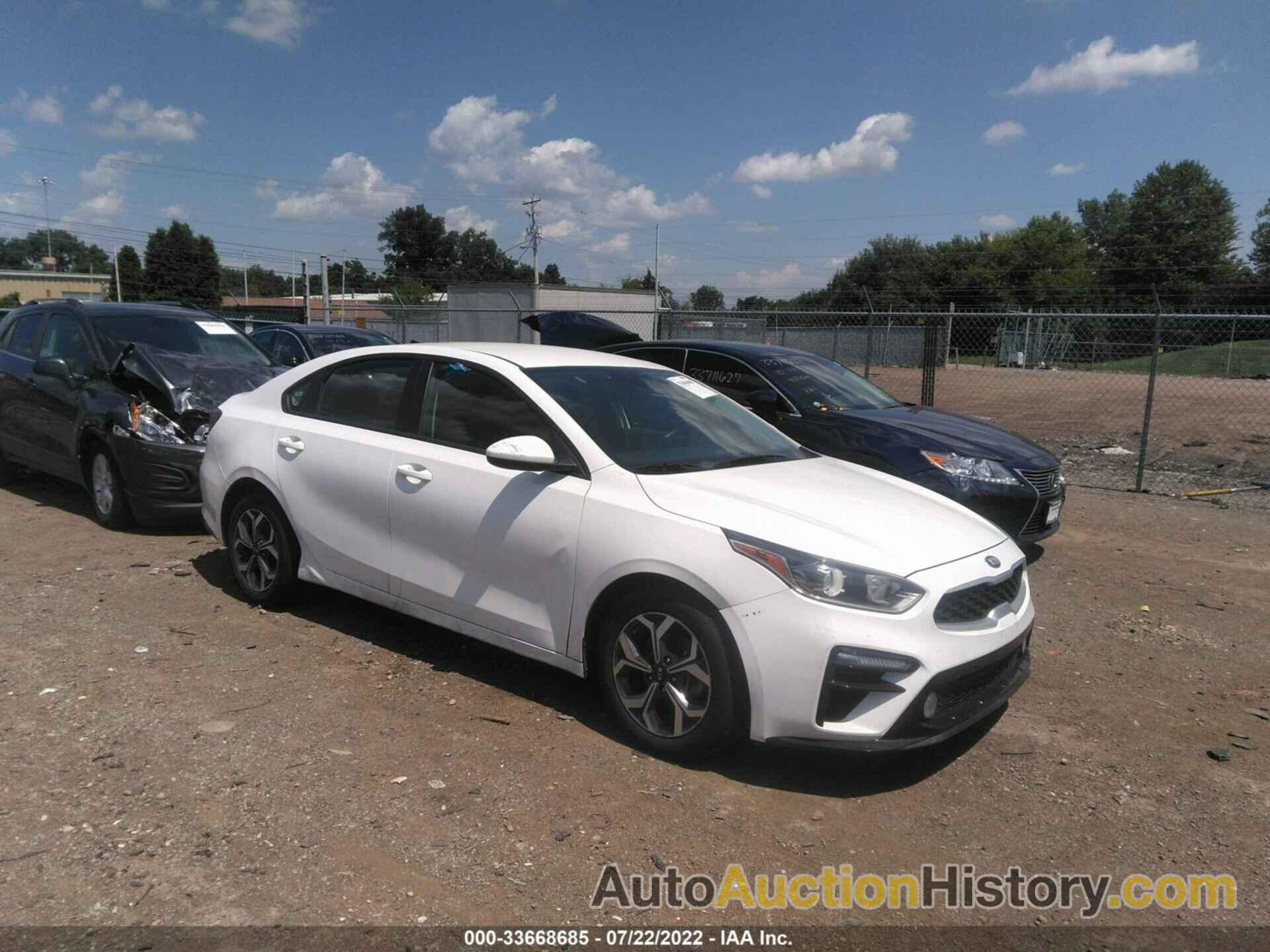 KIA FORTE LXS, 3KPF24AD8KE107207