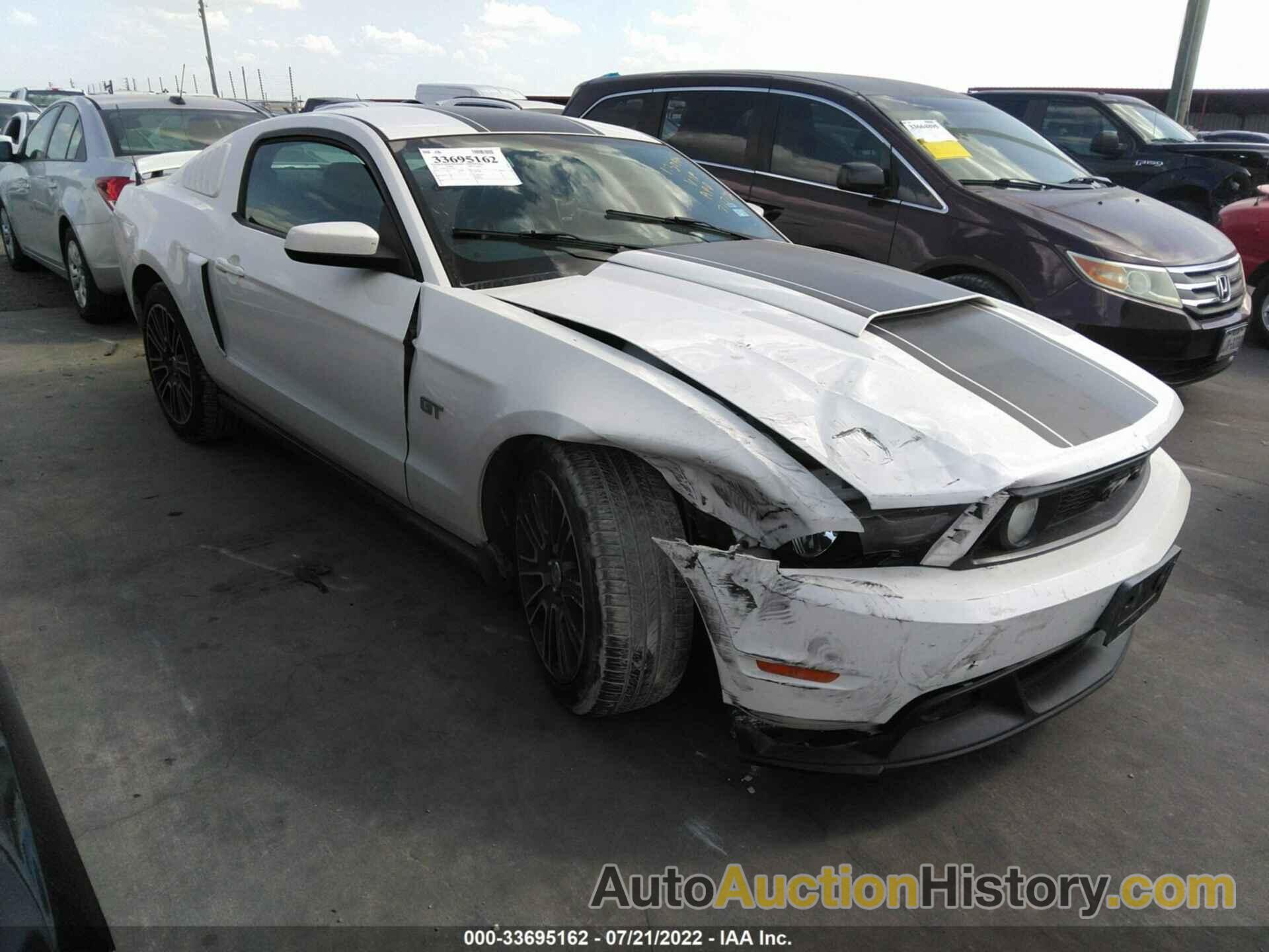 FORD MUSTANG GT, 1ZVBP8CH3A5156717