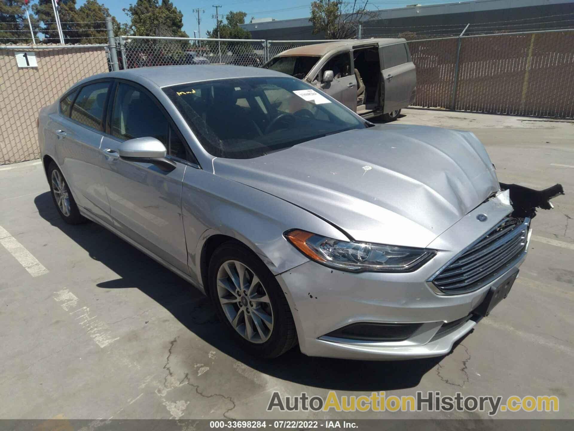 FORD FUSION SE, 3FA6P0H75HR207587