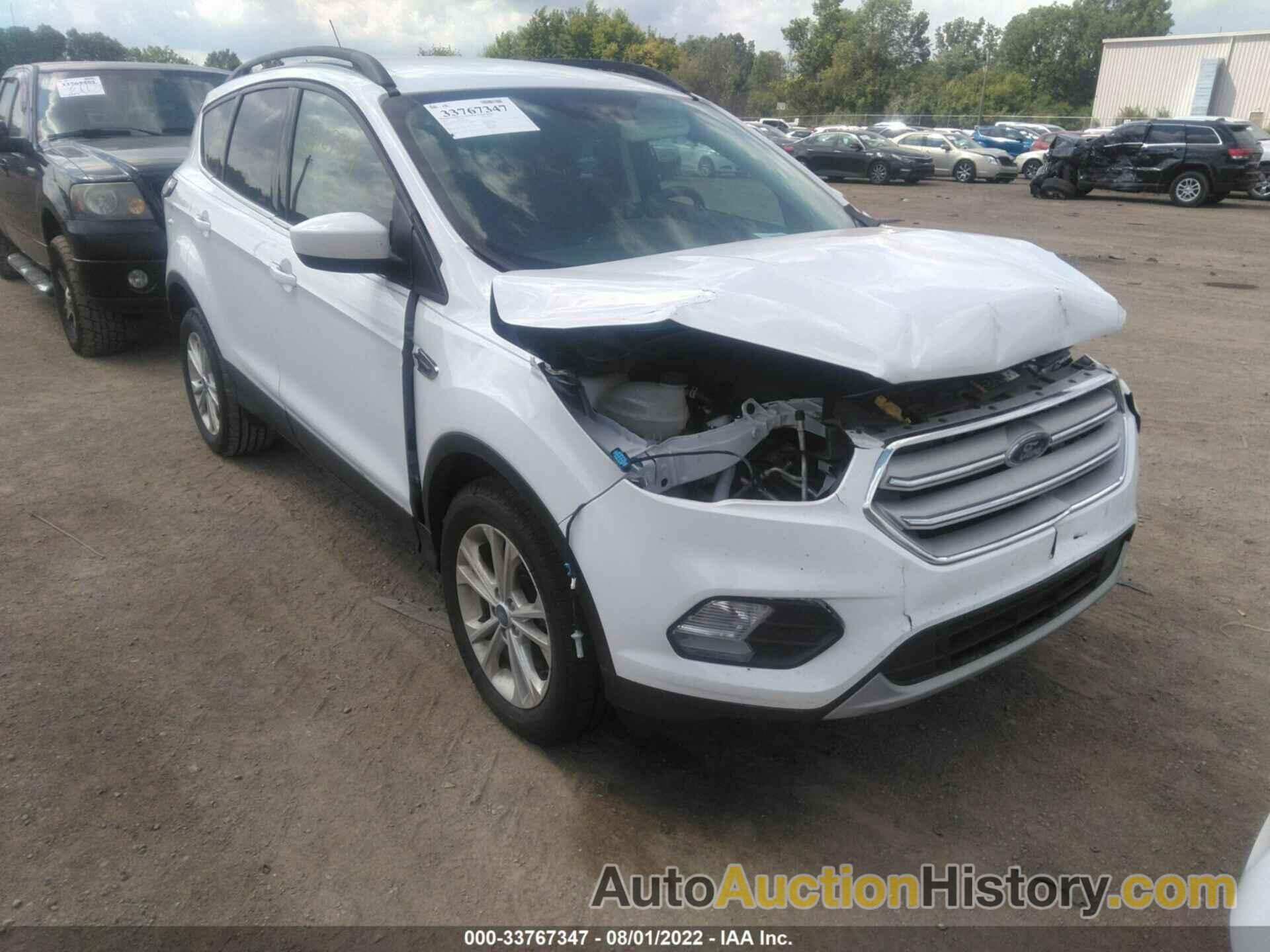 FORD ESCAPE SE, 1FMCU9GD7JUB82610