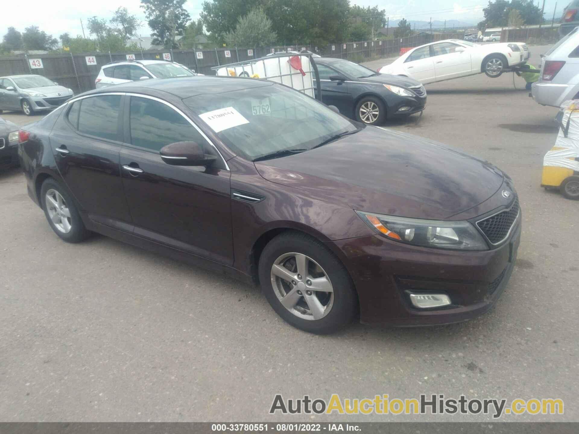 KIA OPTIMA LX, 5XXGM4A73EG326094