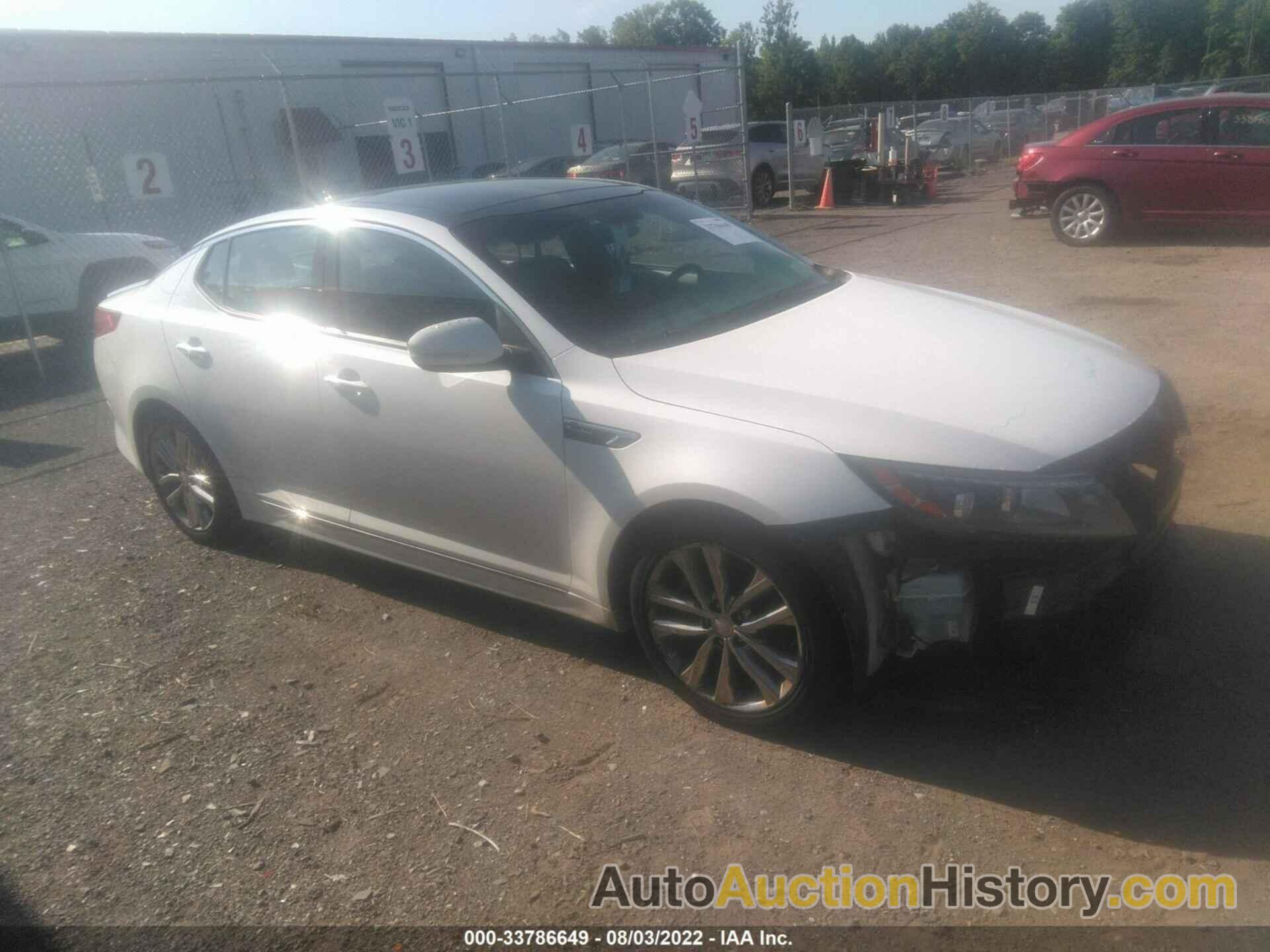 KIA OPTIMA SXL TURBO, 5XXGR4A64FG380353