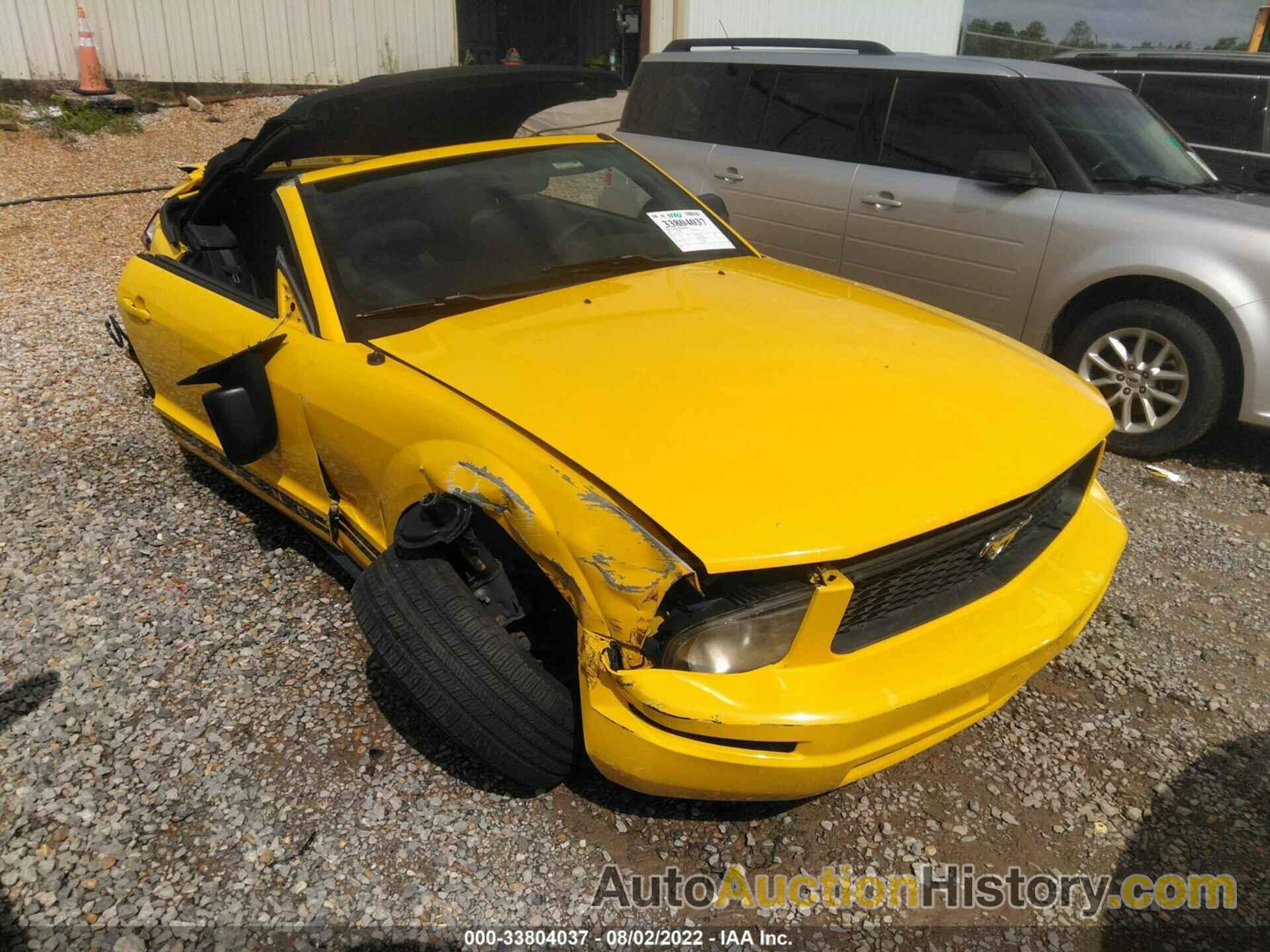 FORD MUSTANG STANDARD/DELUXE/PREMIUM, 1ZVFT84N165174643