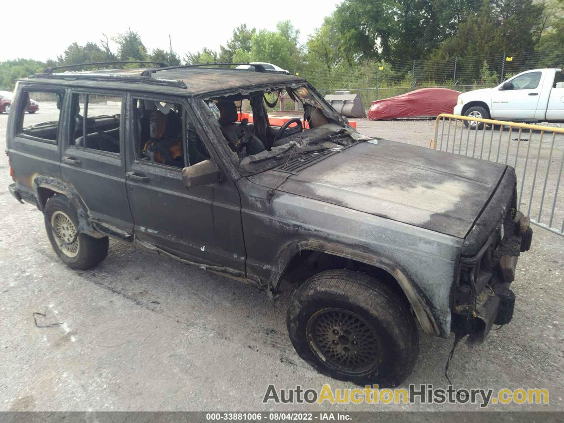 JEEP CHEROKEE COUNTRY, 1J4FJ78S8SL543789