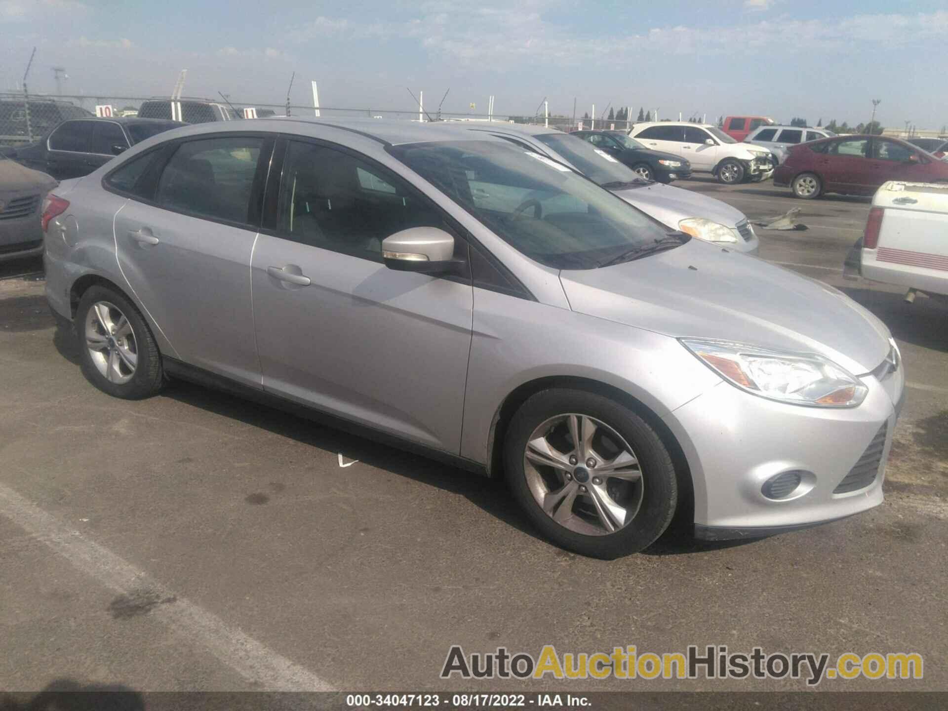 FORD FOCUS SE, 1FADP3F29EL150921