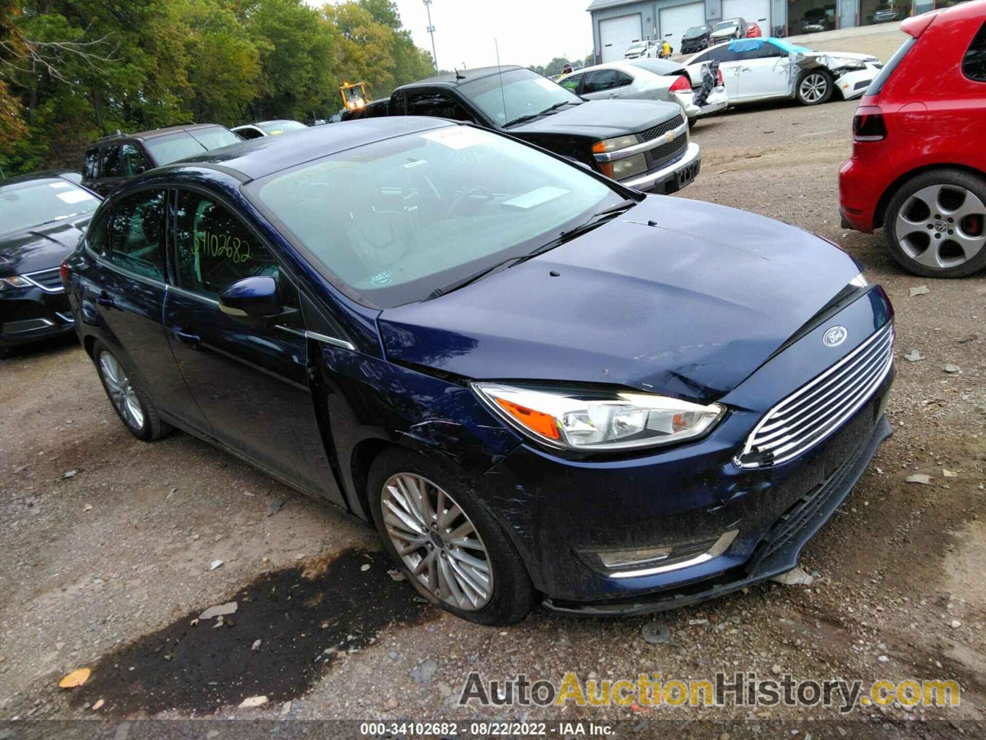 FORD FOCUS TITANIUM, 1FADP3J23GL343558