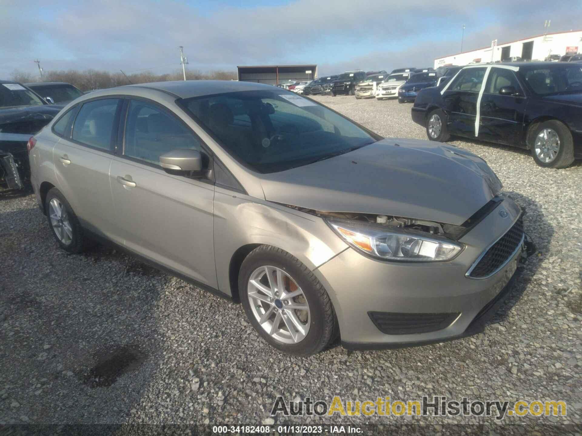 FORD FOCUS SE, 1FADP3F24GL378909