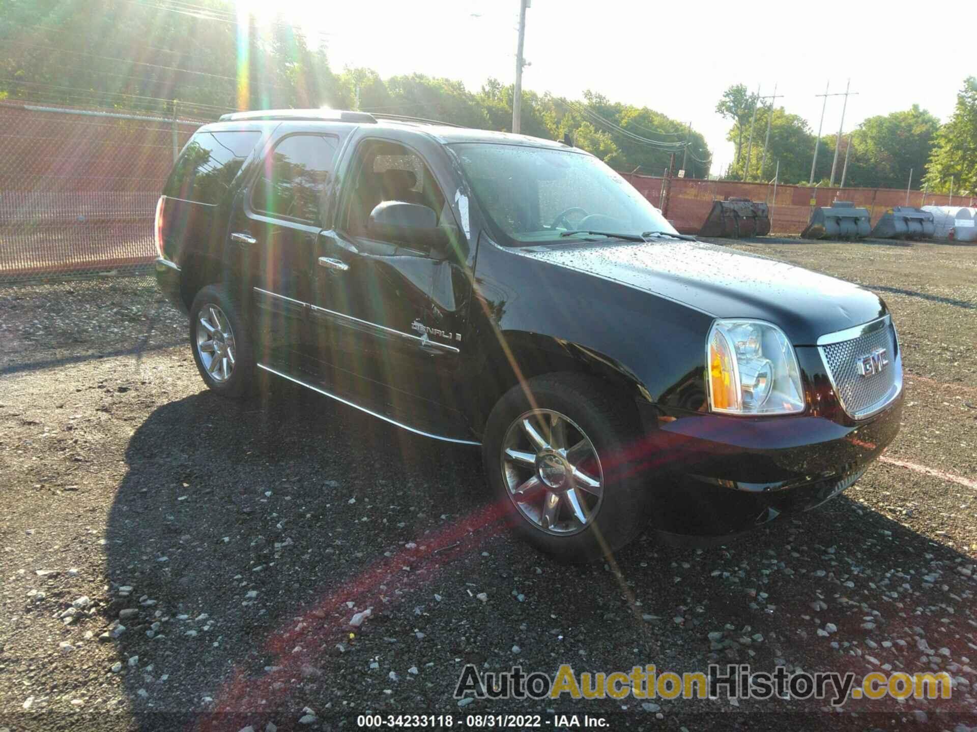 GMC YUKON DENALI, 1GKFK63807J401324