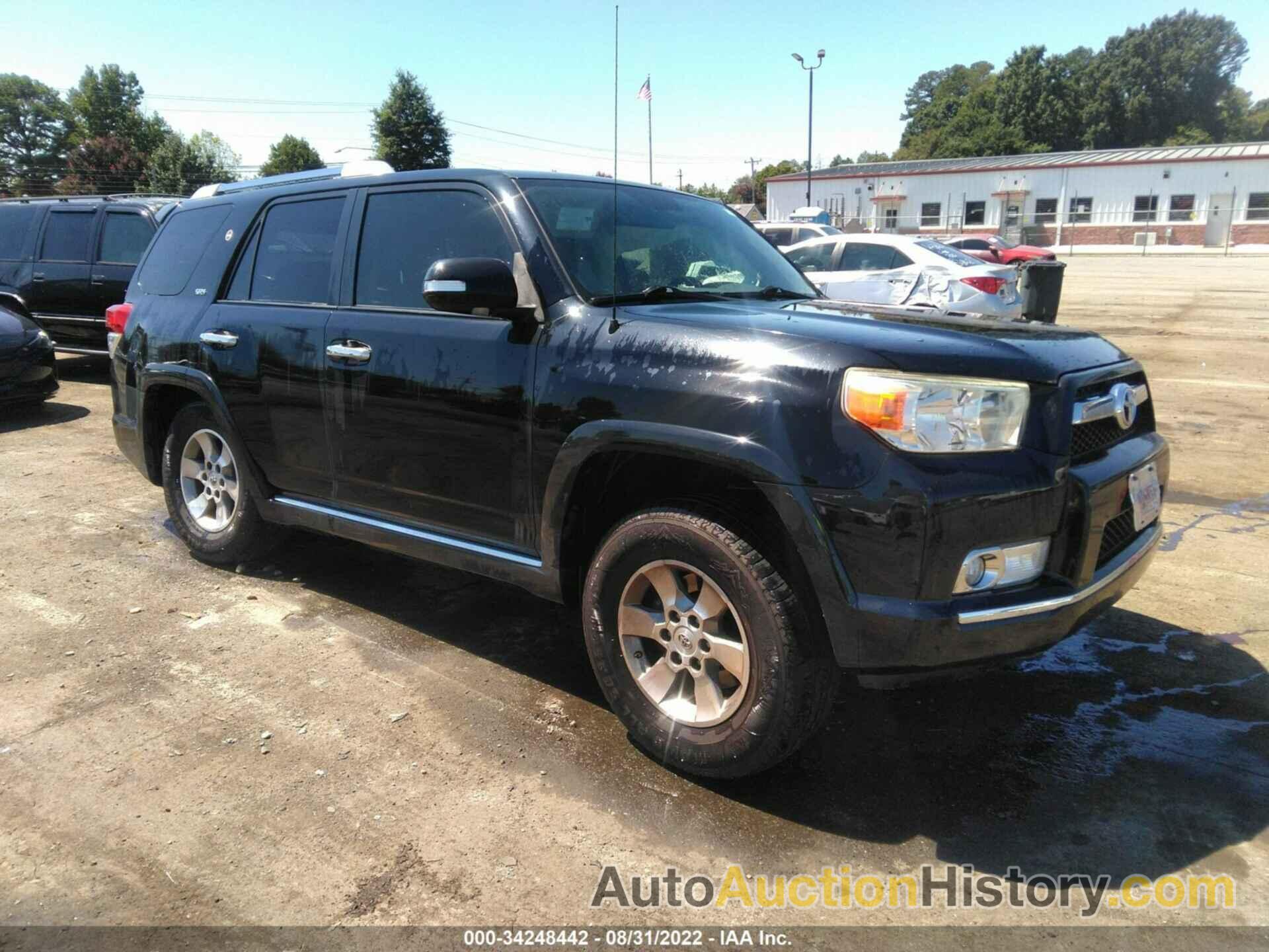 TOYOTA 4RUNNER SR5, JTEBU5JRXD5113174