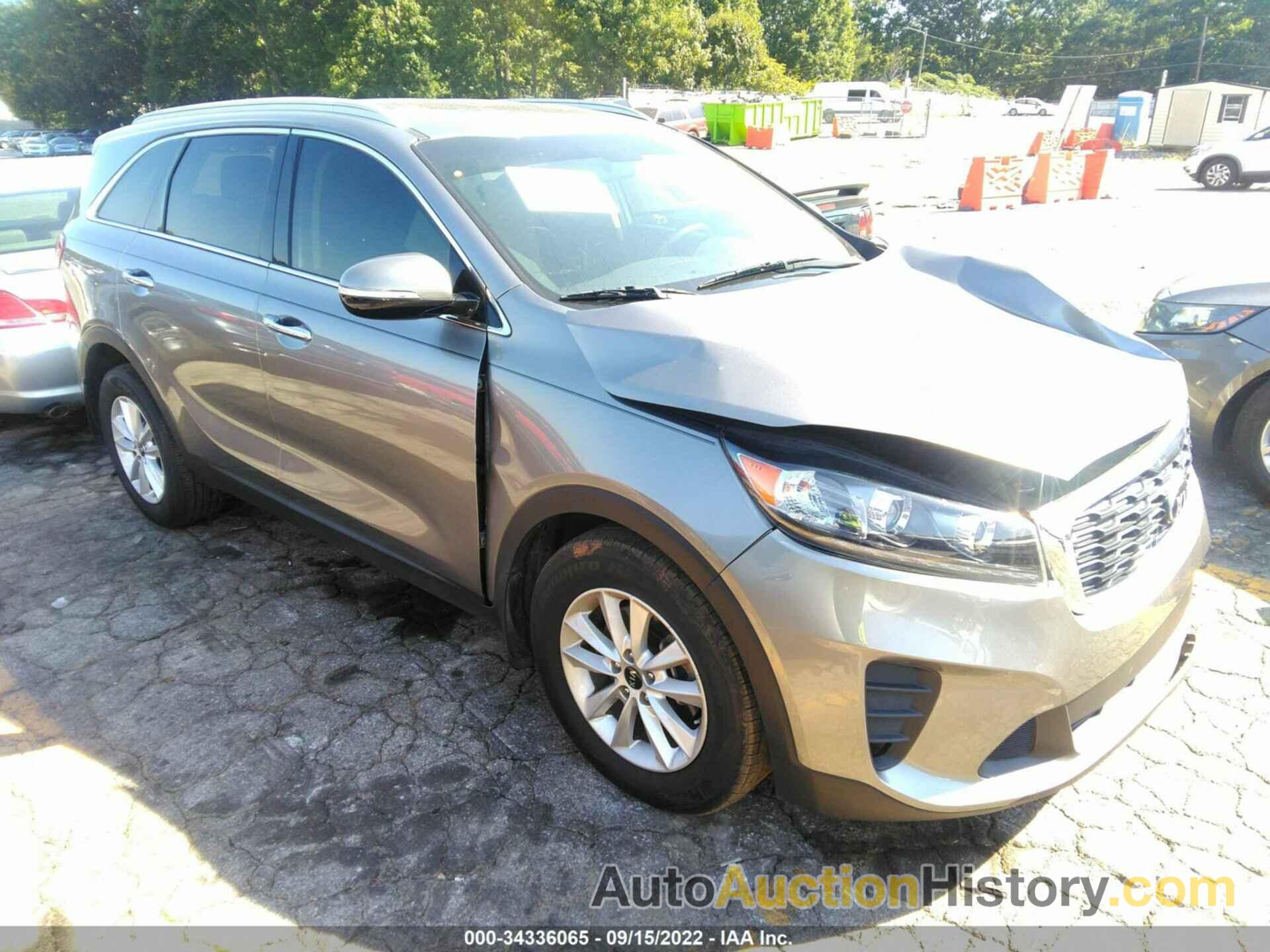 KIA SORENTO LX, 5XYPG4A31KG524667