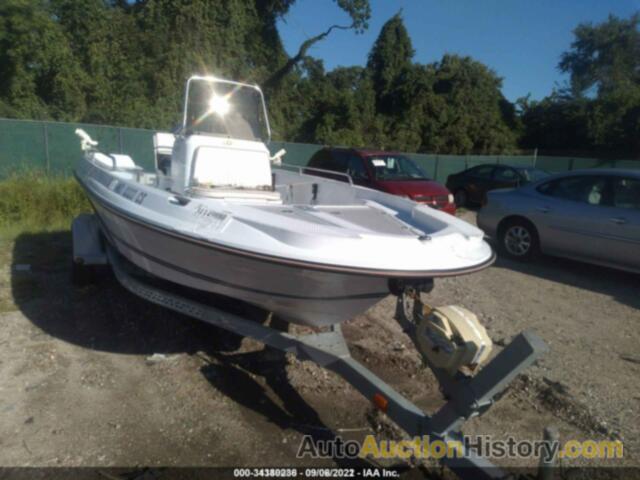 TRIUMPH 18 MOTOR BOAT W/TRA, TRVS0804J203