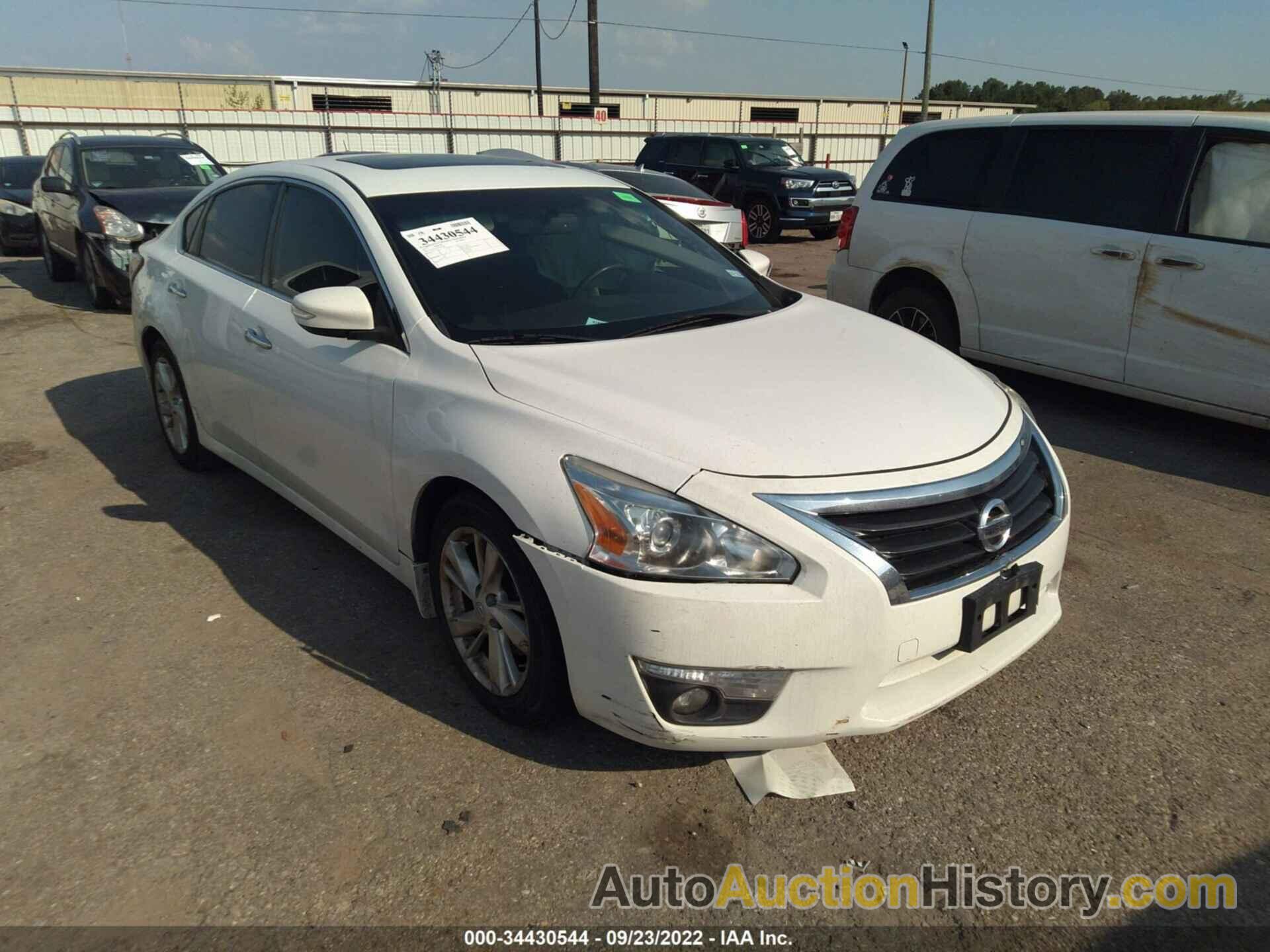 NISSAN ALTIMA 2.5 SV, 1N4AL3AP3FC251388