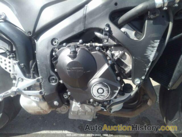 HONDA CBR600 RR, JH2PC4003AK300190