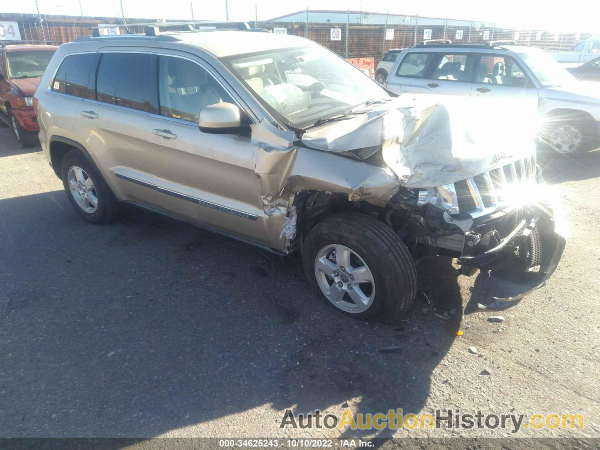 JEEP GRAND CHEROKEE LAREDO, 1J4RR4GGXBC576181