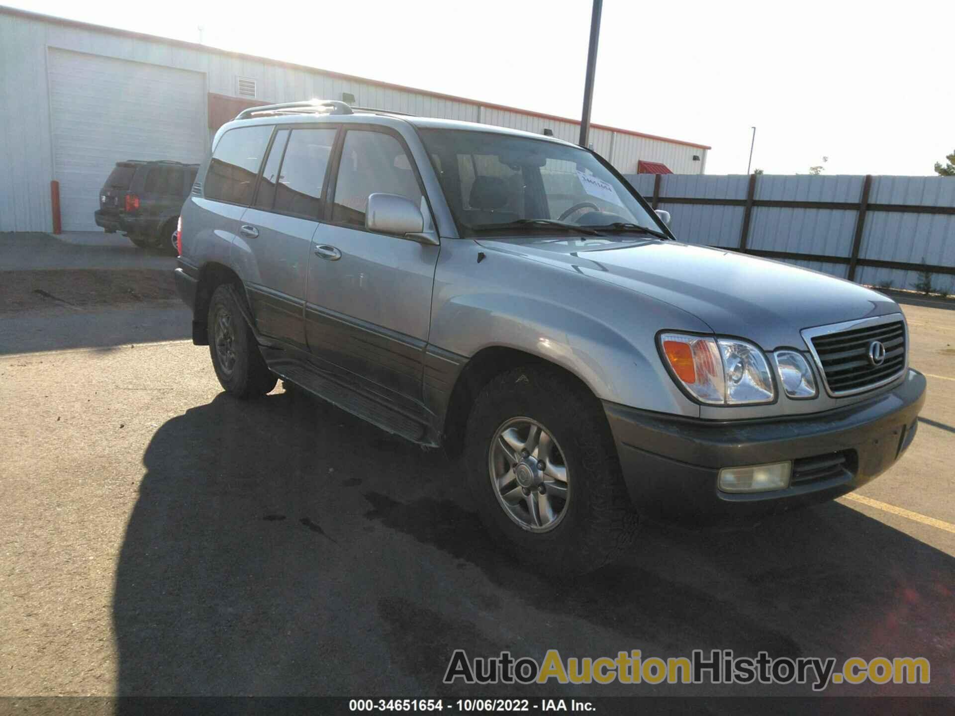 LEXUS LX 470, JTJHT00W213505906