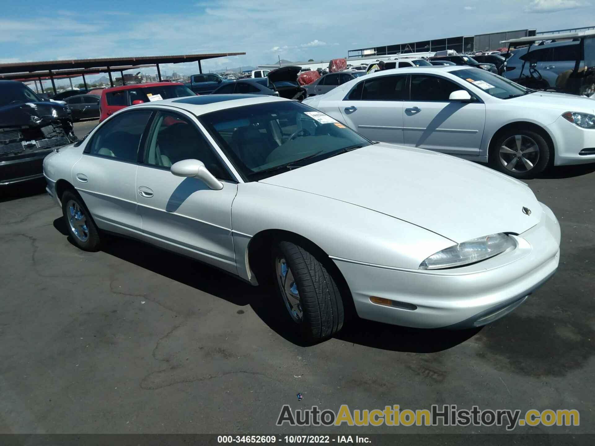 OLDSMOBILE AURORA, 1G3GR62C4V4105719