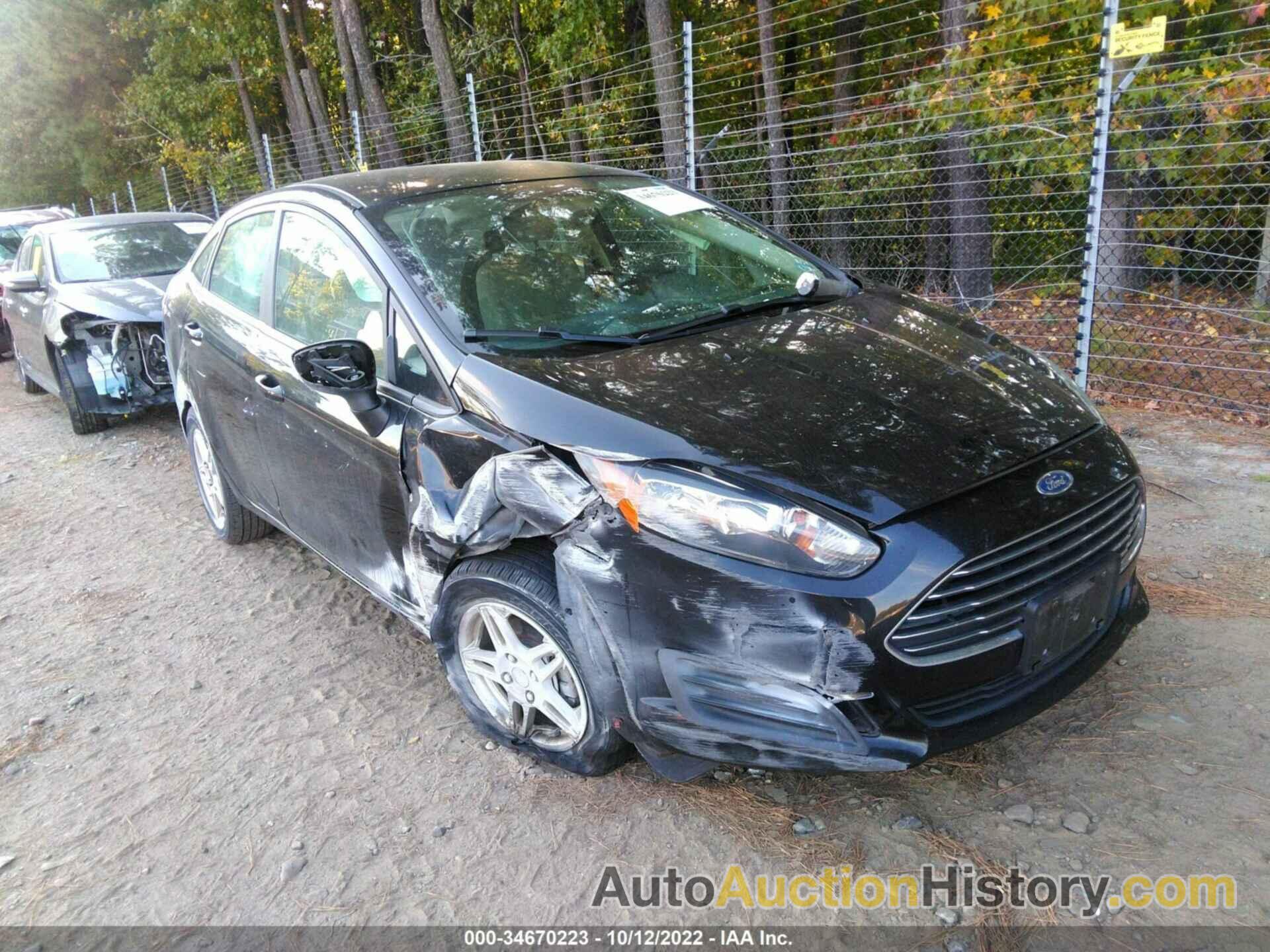 FORD FIESTA SE, 3FADP4BJ7KM142037