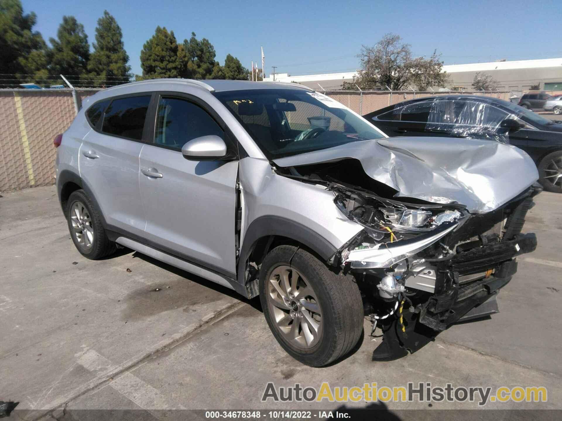 HYUNDAI TUCSON SE, KM8J3CA4XHU479509