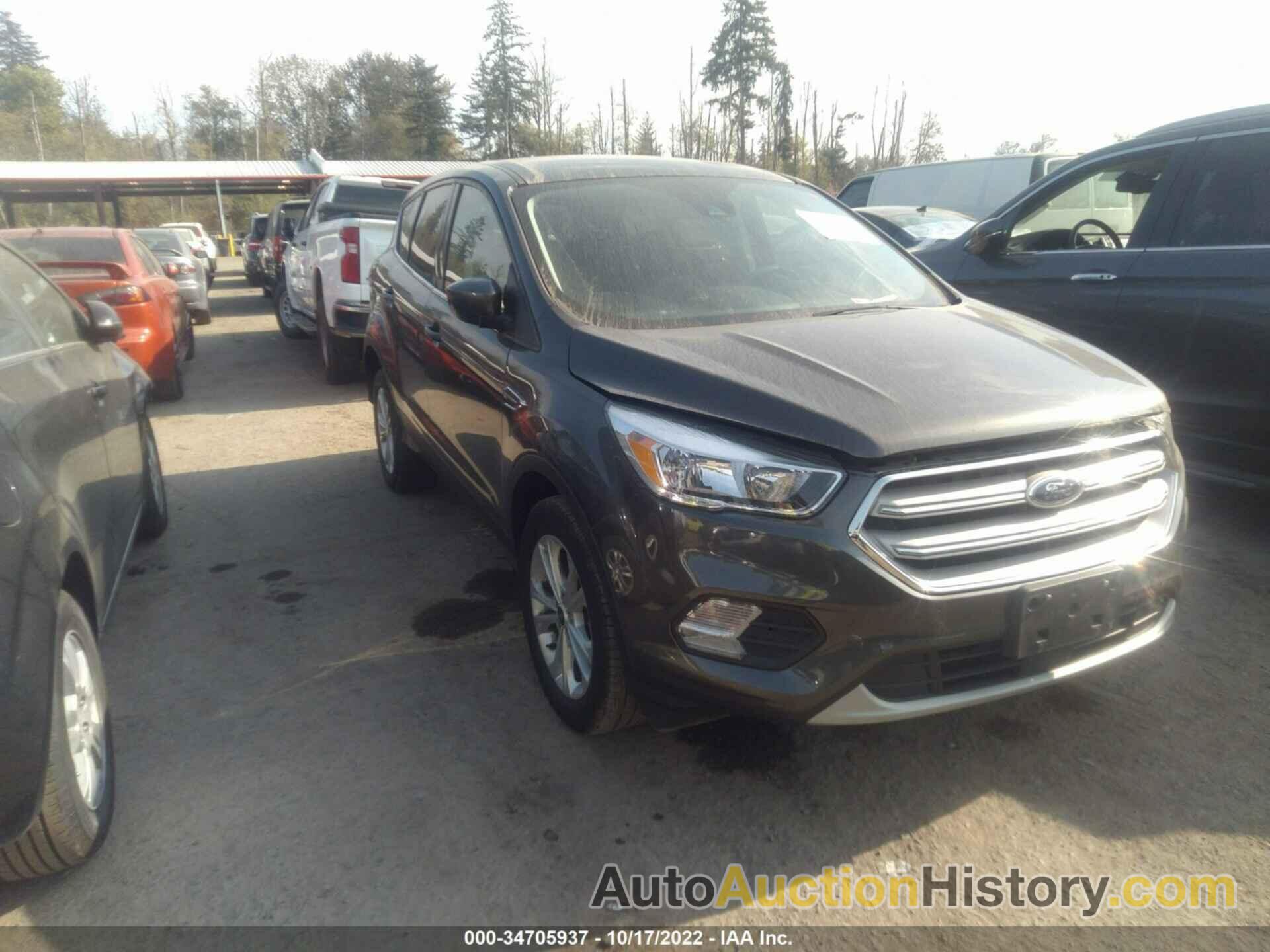 FORD ESCAPE SE, 1FMCU9GDXKUB68802