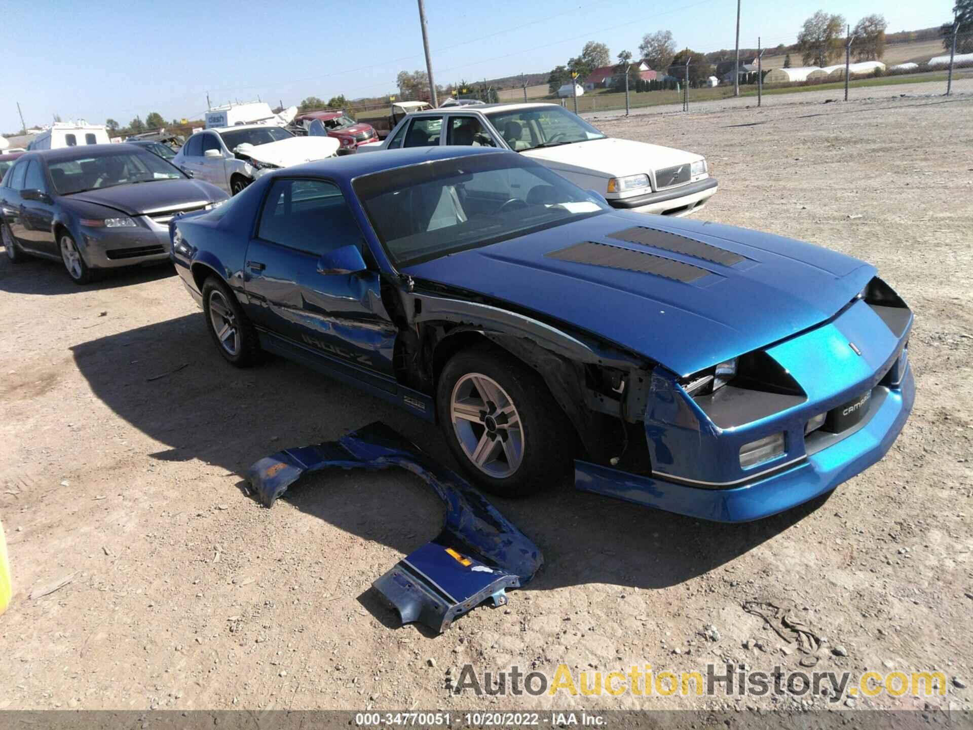 CHEVROLET CAMARO, 1G1FP87F6GN156614