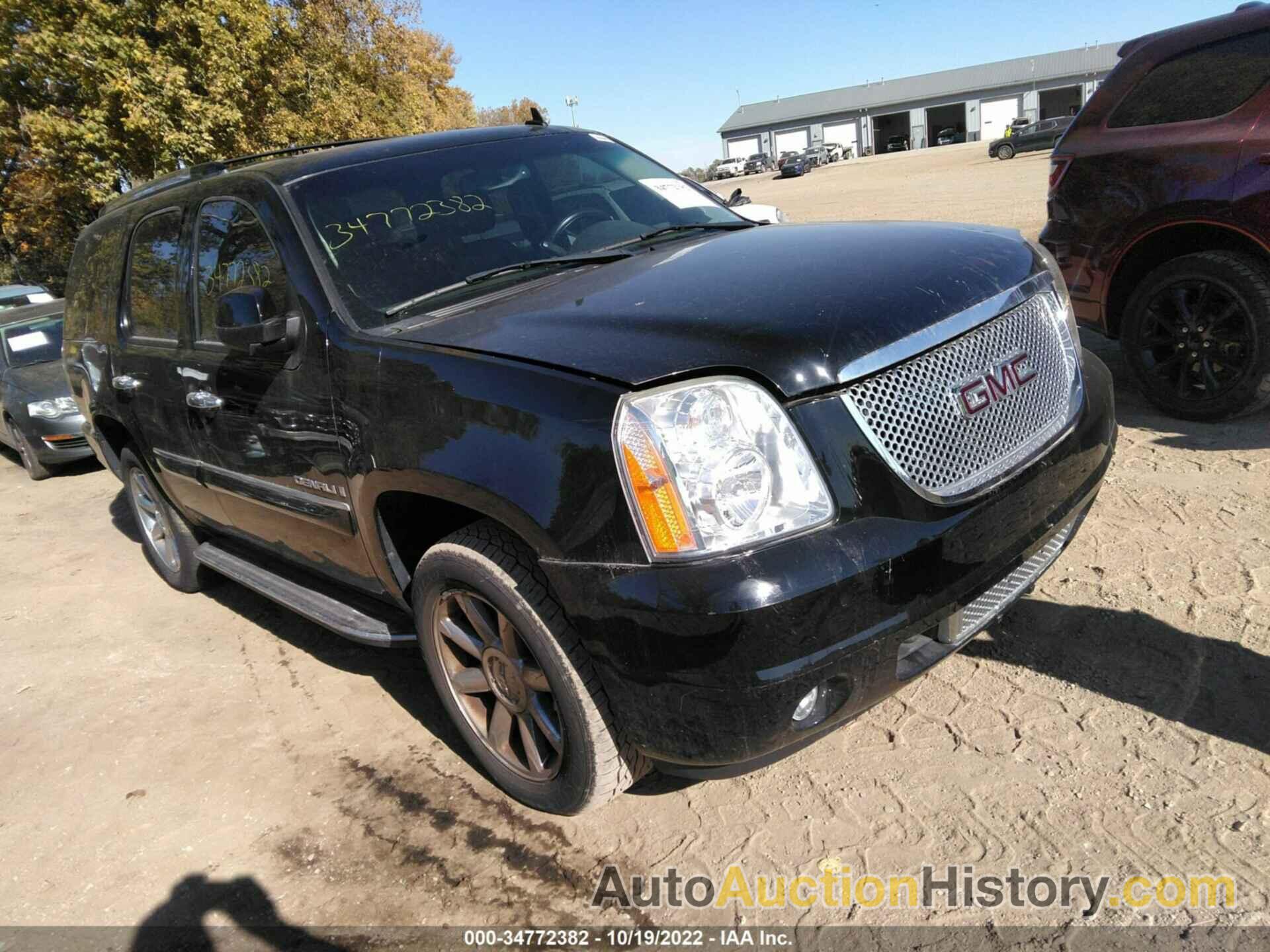 GMC YUKON DENALI, 1GKFK63877J382786