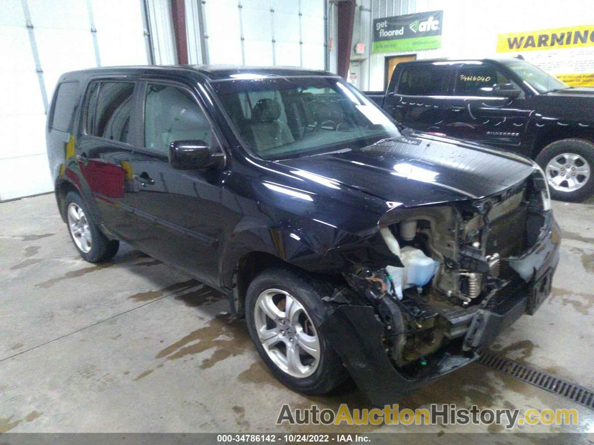 HONDA PILOT EX, 5FNYF4H45CB079316