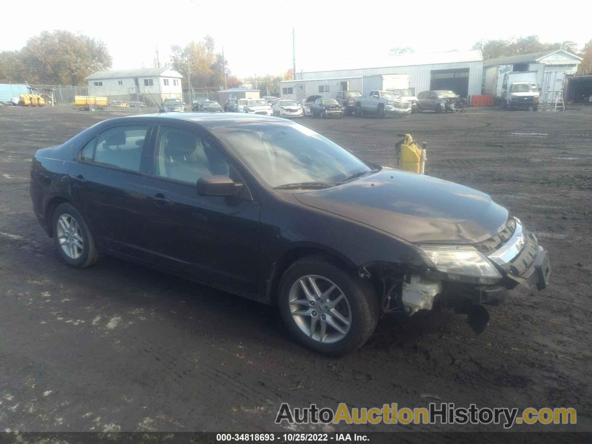 FORD FUSION S, 3FAHP0GA2CR449879