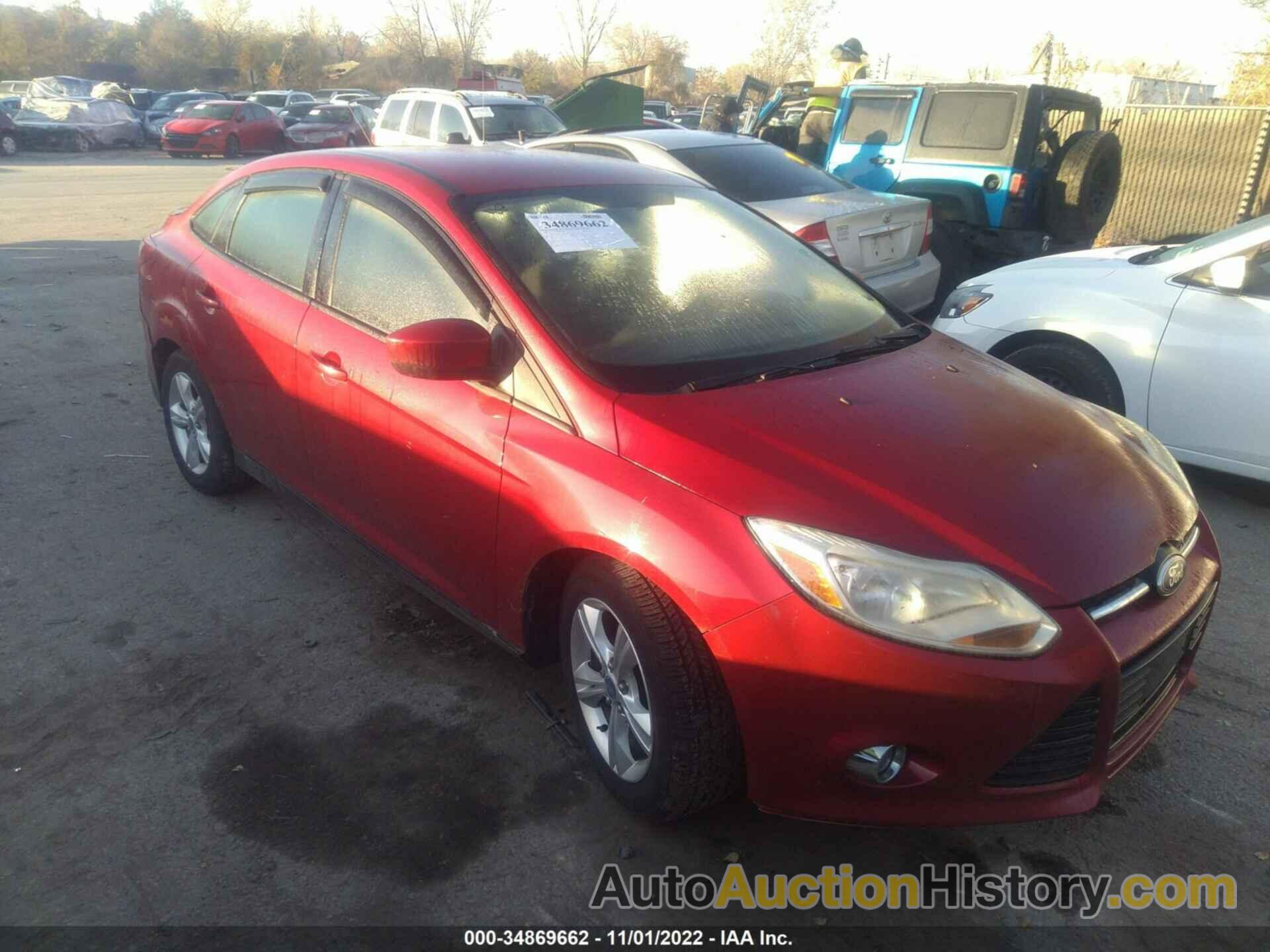 FORD FOCUS SE, 1FAHP3F20CL476573