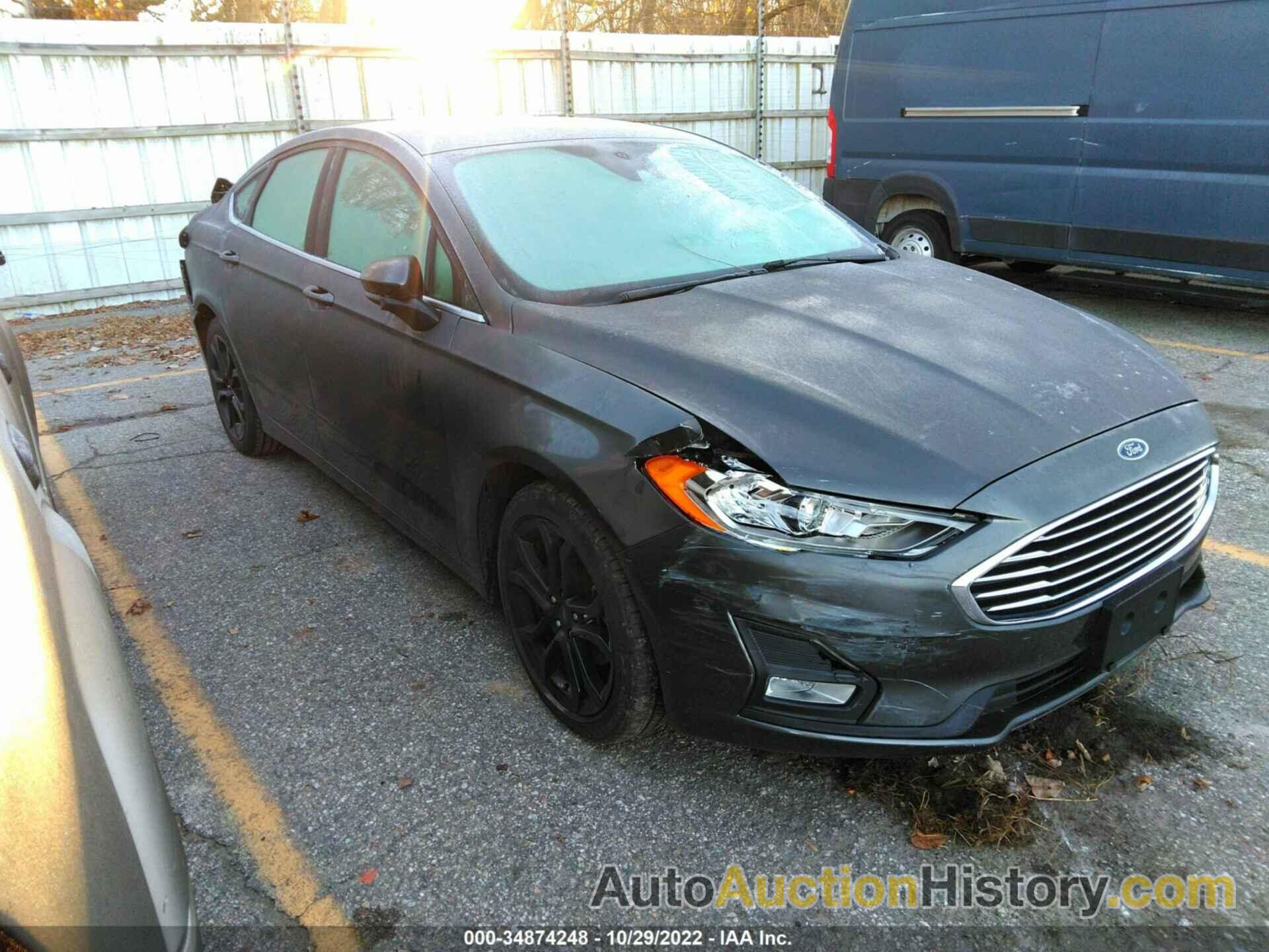 FORD FUSION SE, 3FA6P0HD9KR164319