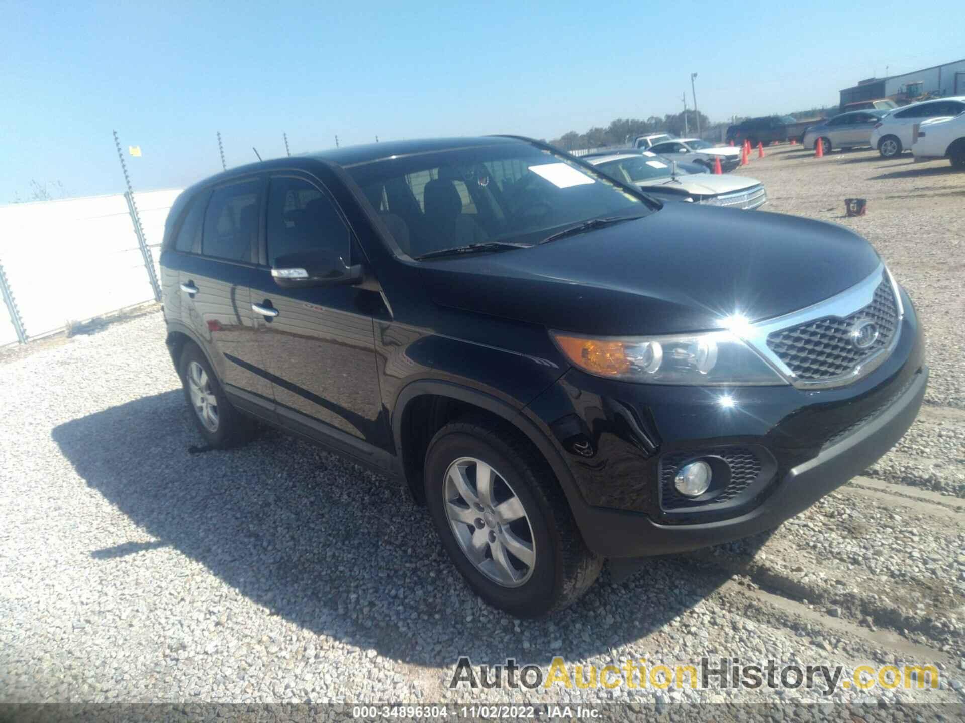 KIA SORENTO LX, 5XYKT4A14DG395122