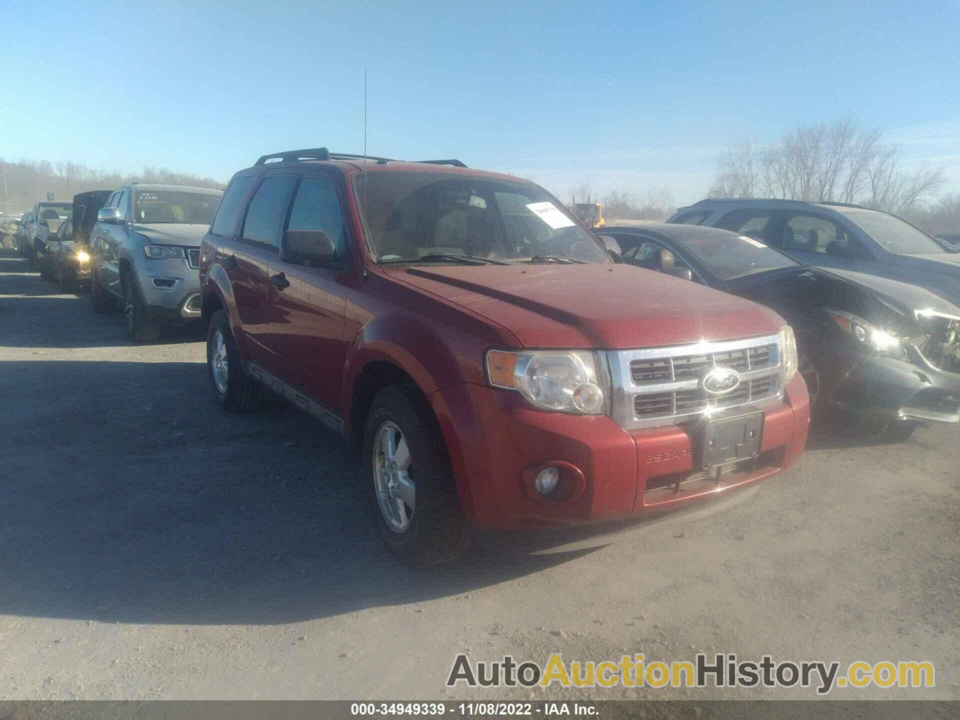 FORD ESCAPE XLT, 1FMCU0D70BKB86750