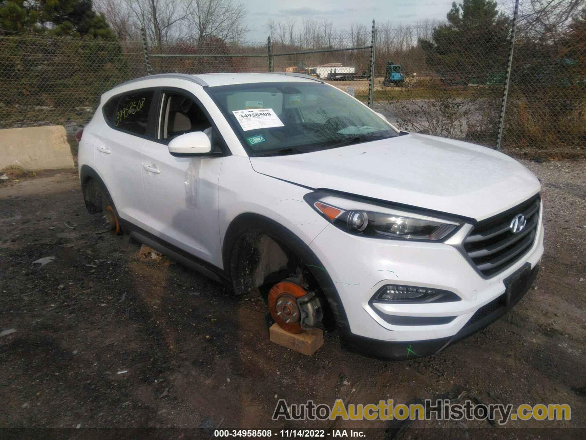 HYUNDAI TUCSON SE, KM8J3CA49HU274411