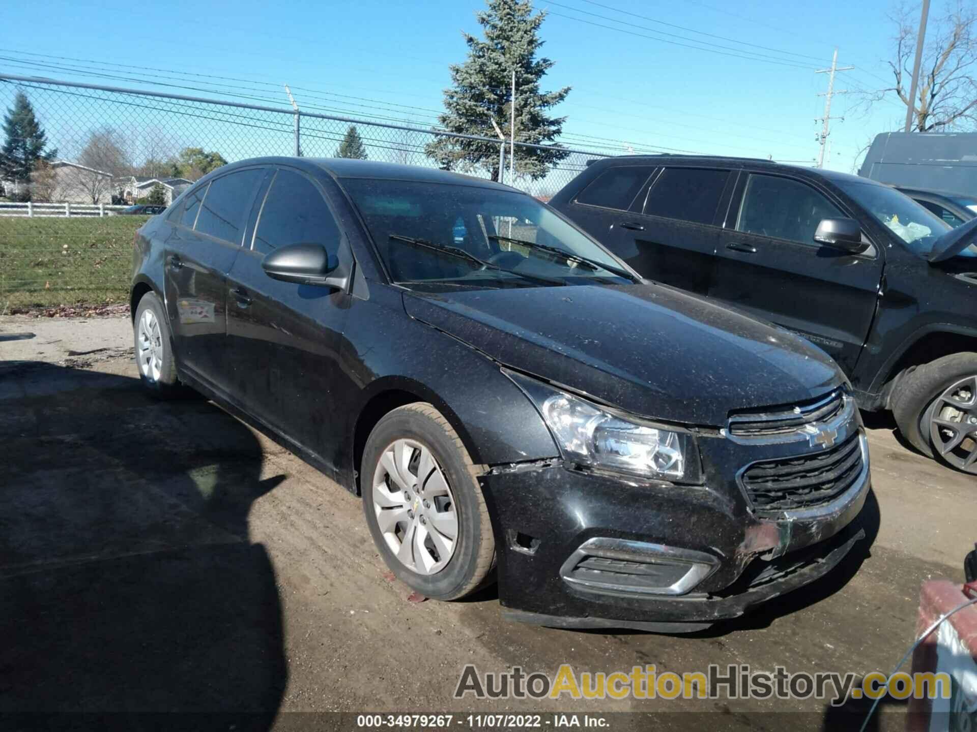 CHEVROLET CRUZE LS, 1G1PA5SGXF7216286