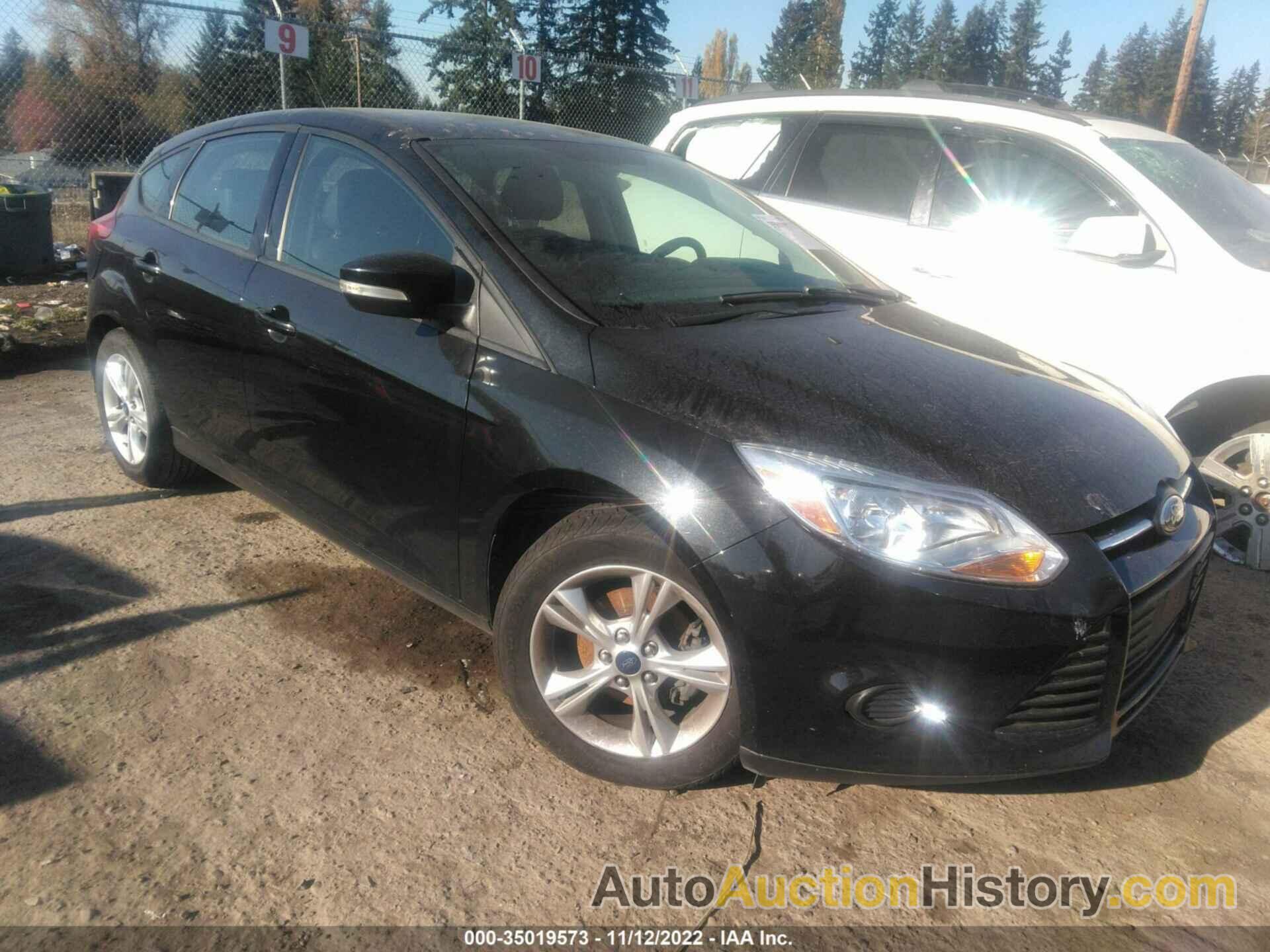 FORD FOCUS SE, 1FADP3K20EL282424