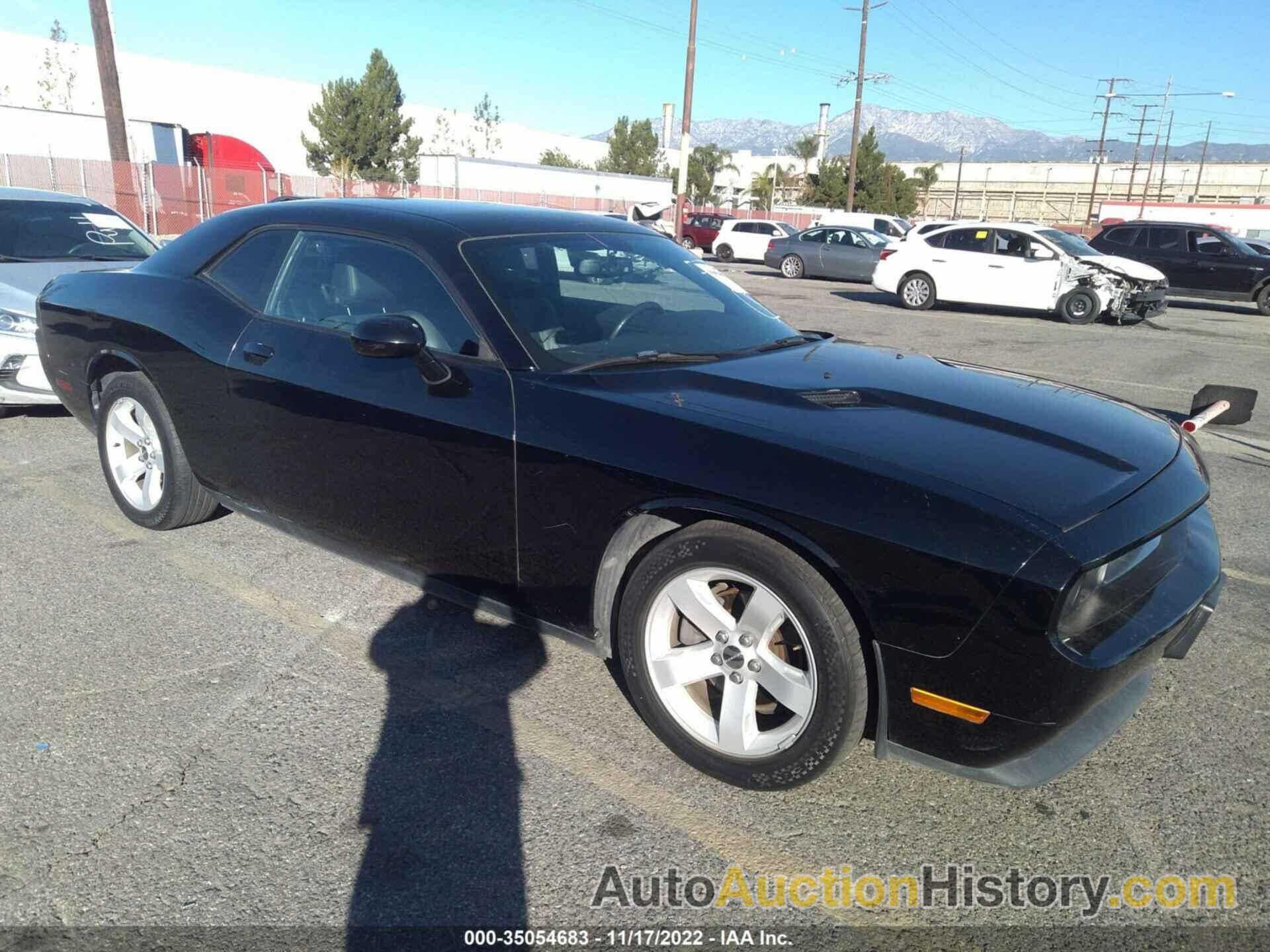 DODGE CHALLENGER SXT PLUS, 2C3CDYAG8DH552170