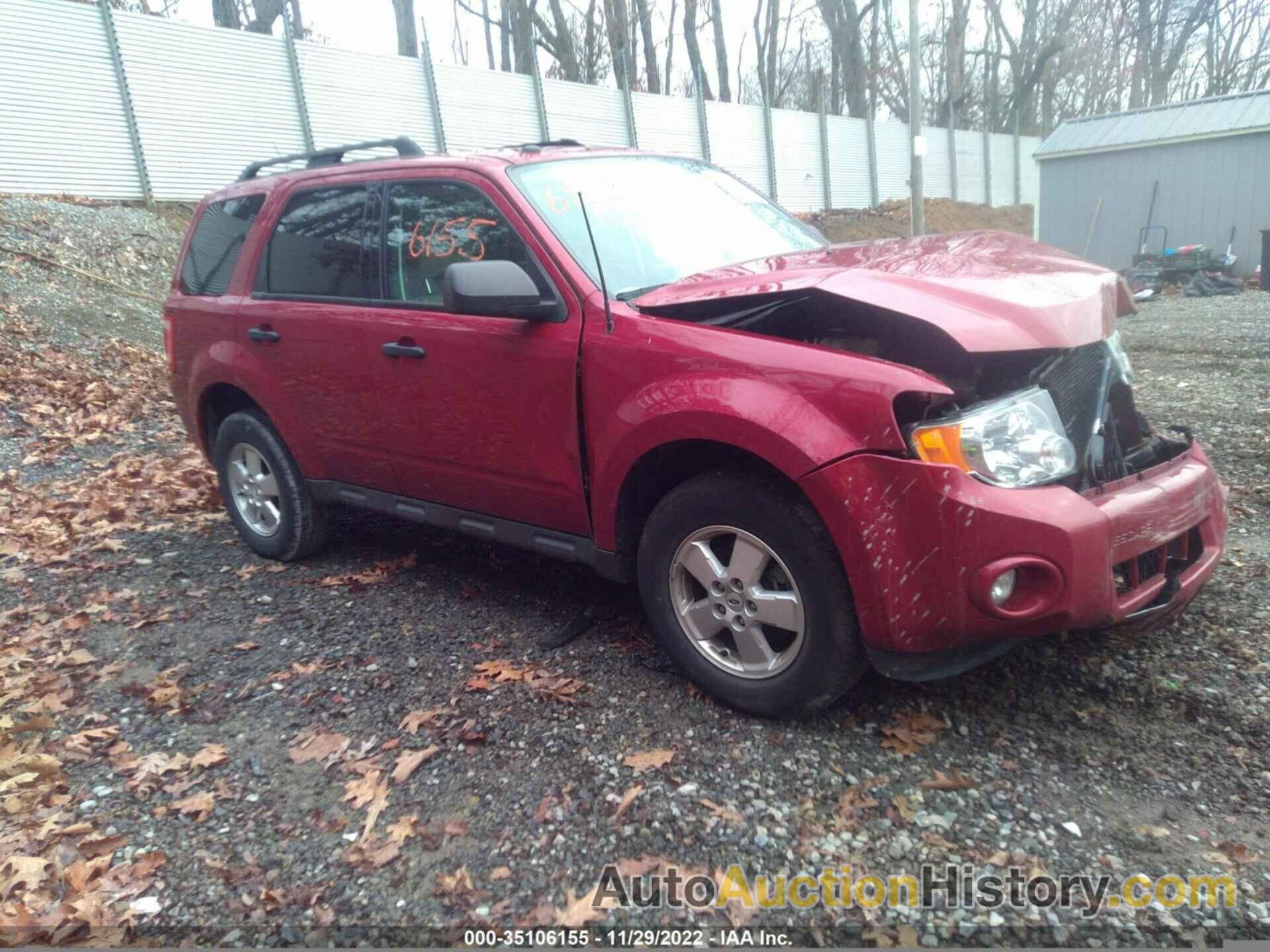 FORD ESCAPE XLT, 1FMCU0D79BKB21055