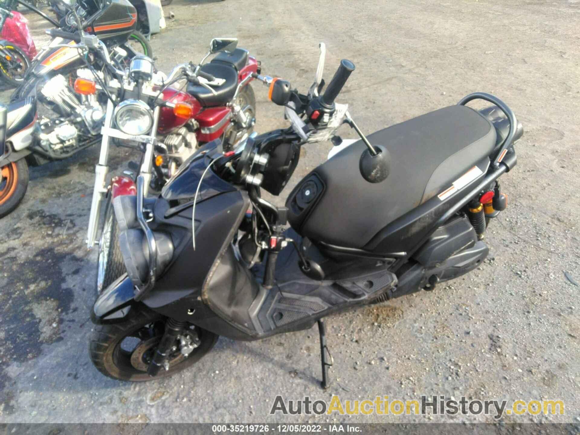 YAMAHA YW125, RKRSE48Y3DA093102