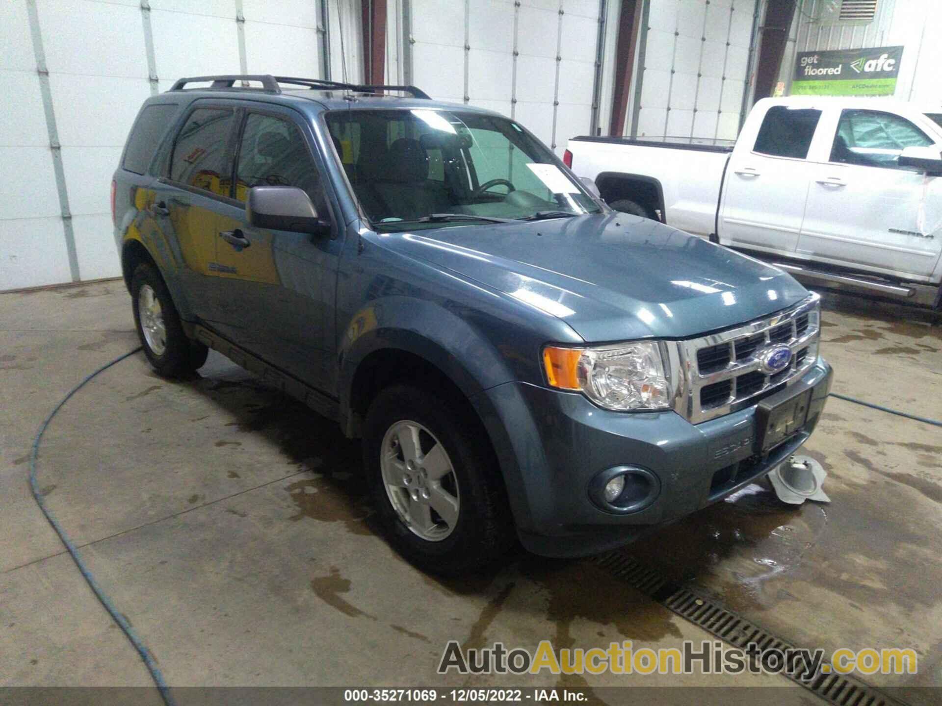 FORD ESCAPE XLT, 1FMCU9DGXBKC10833