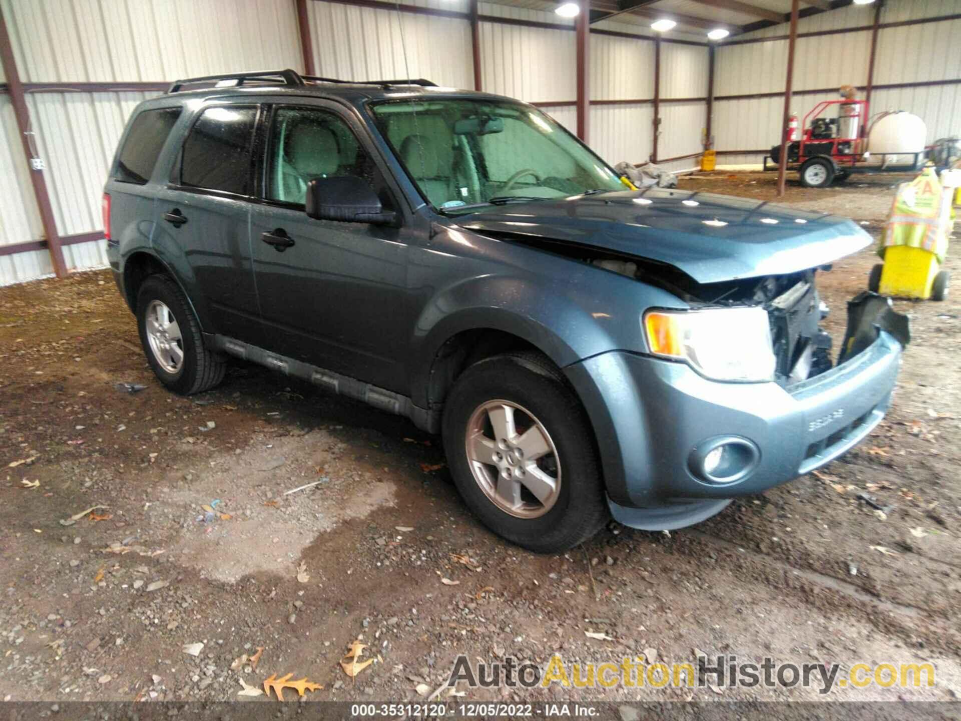 FORD ESCAPE XLT, 1FMCU0D7XBKC40071