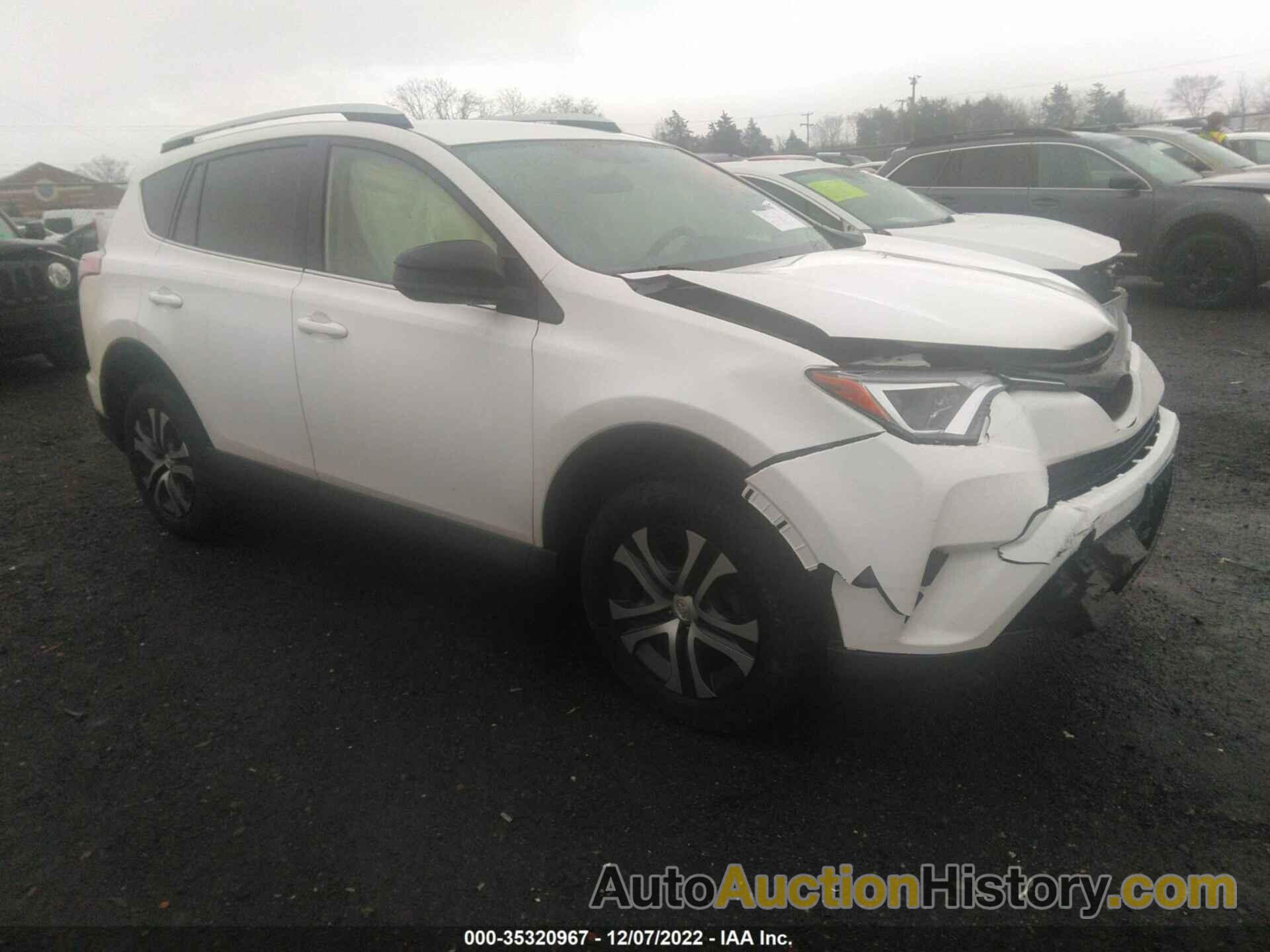 TOYOTA RAV4 LE, JTMBFREV3GD185437