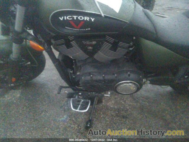 VICTORY MOTORCYCLES GUNNER, 5VPLB36N5G3048521
