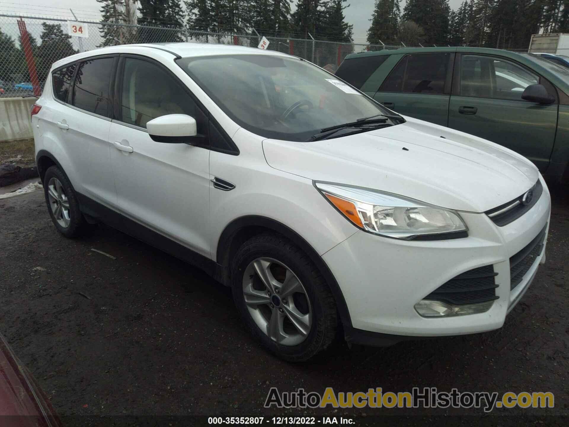 FORD ESCAPE SE, 1FMCU0GX2FUC47862