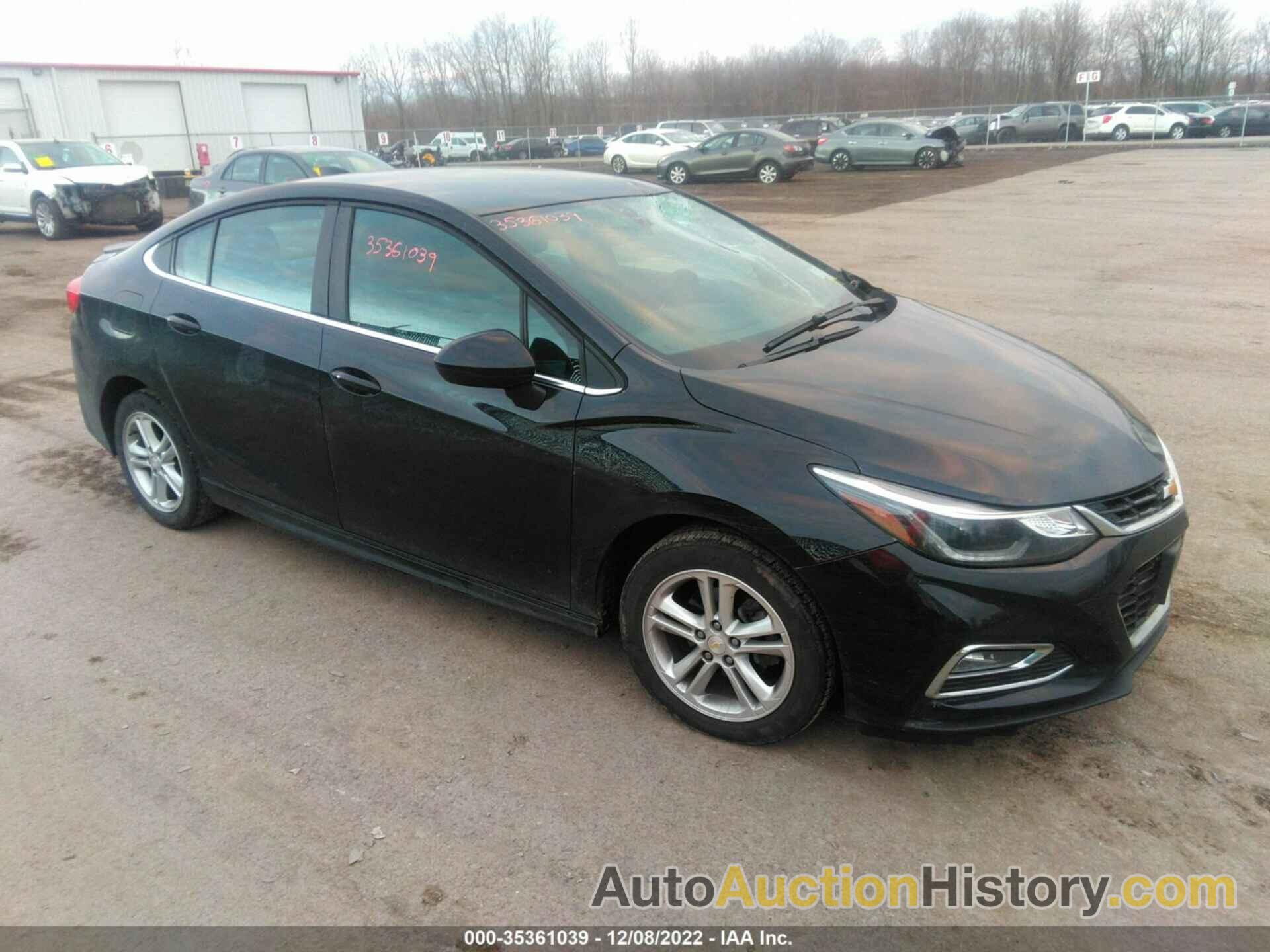 CHEVROLET CRUZE LT, 1G1BE5SMXH7250882