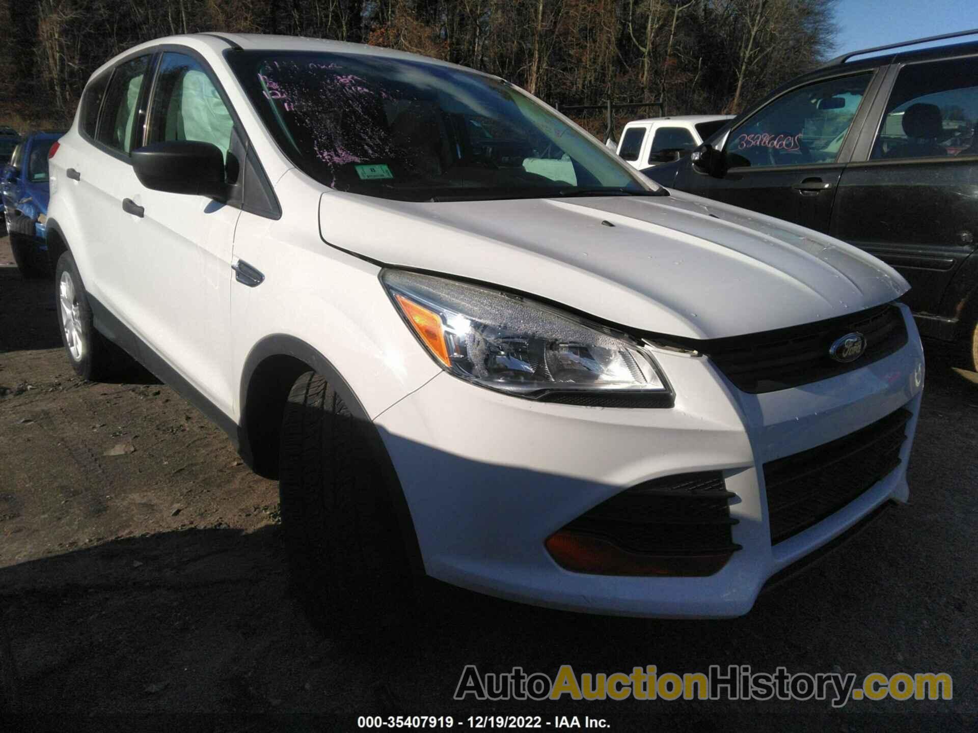 FORD ESCAPE S, 1FMCU0F70FUB44084