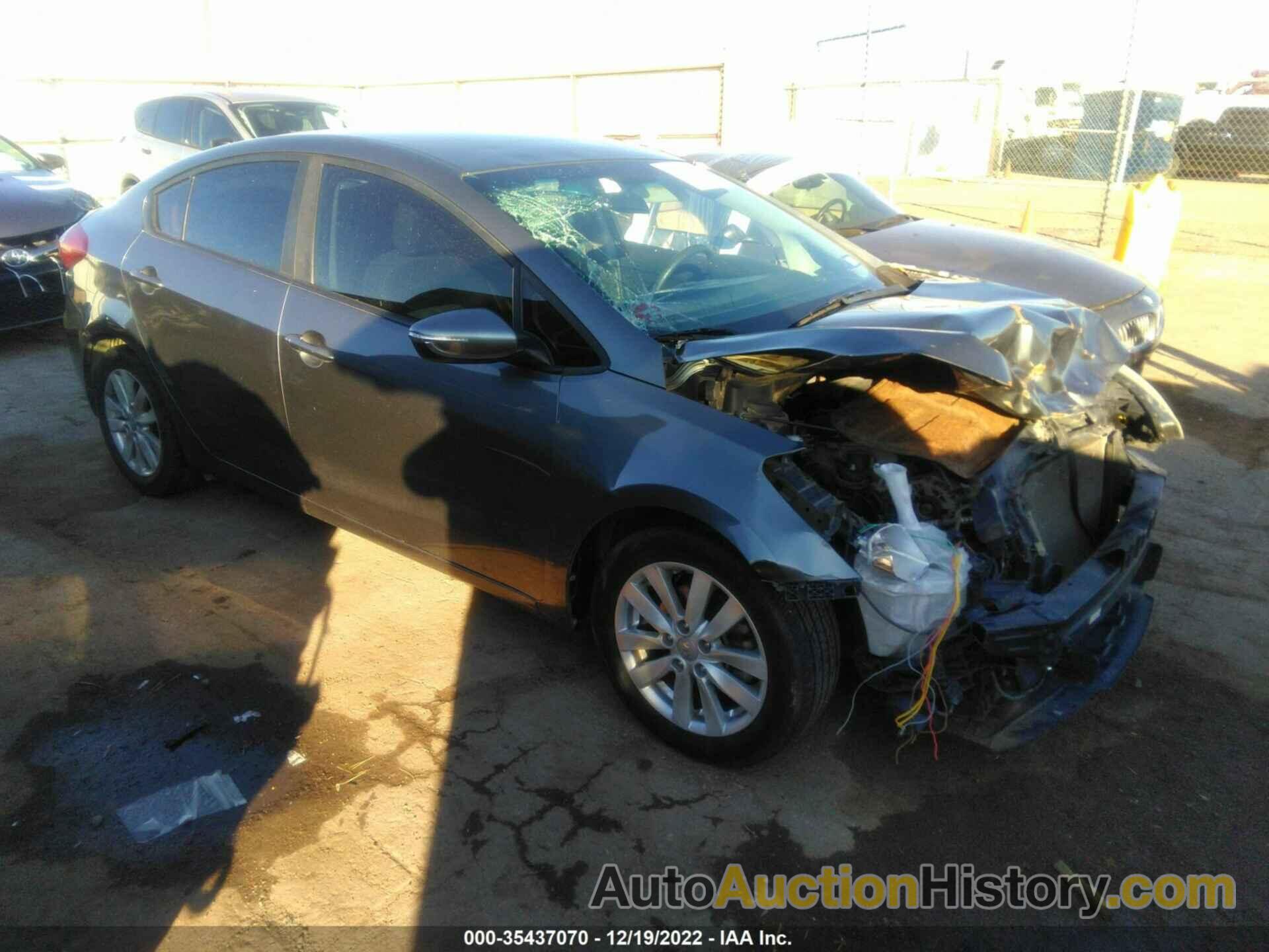 KIA FORTE LX, KNAFX4A65G5589993